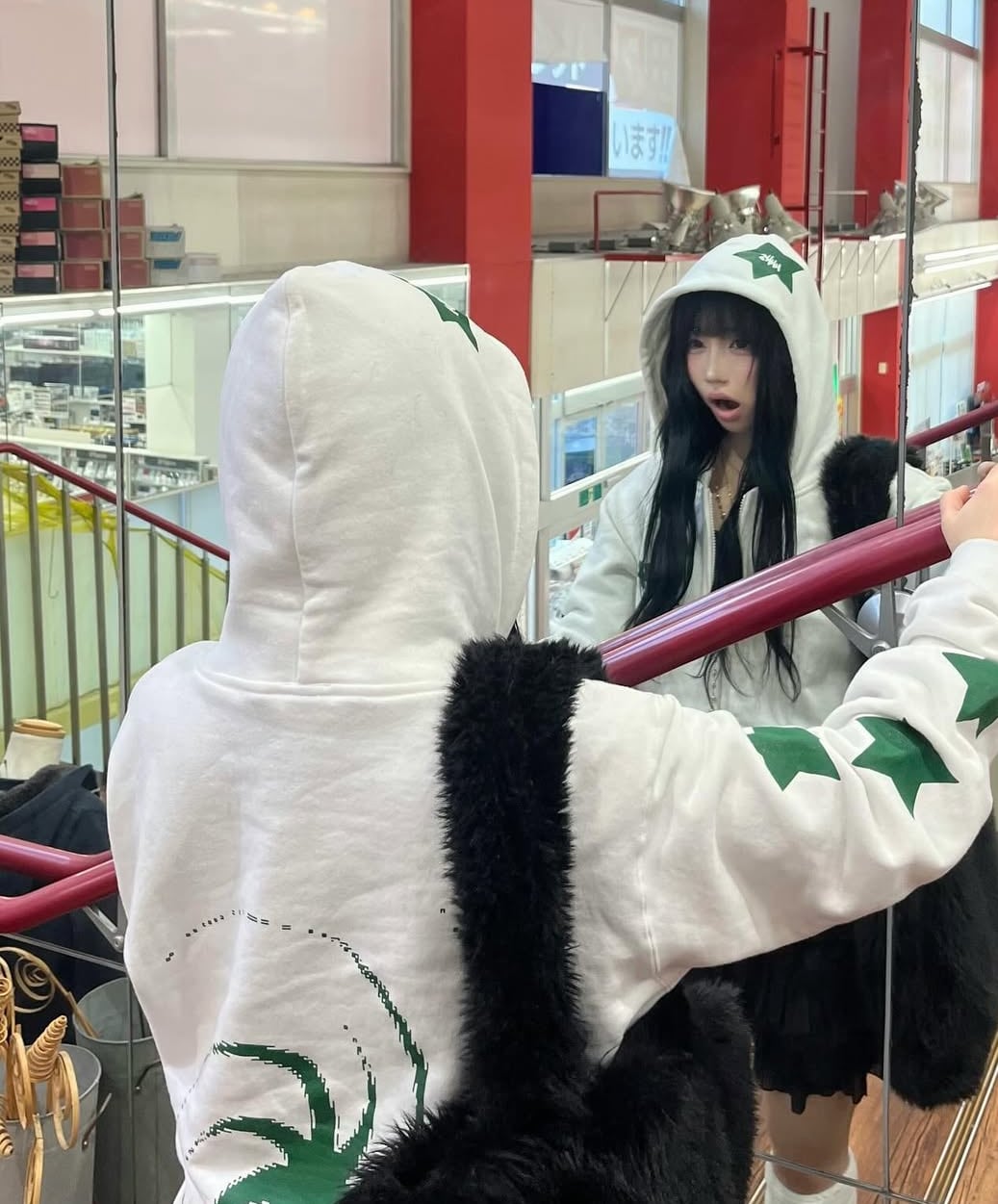 Shhh Design Zip Hoodie (White) | Pay ID