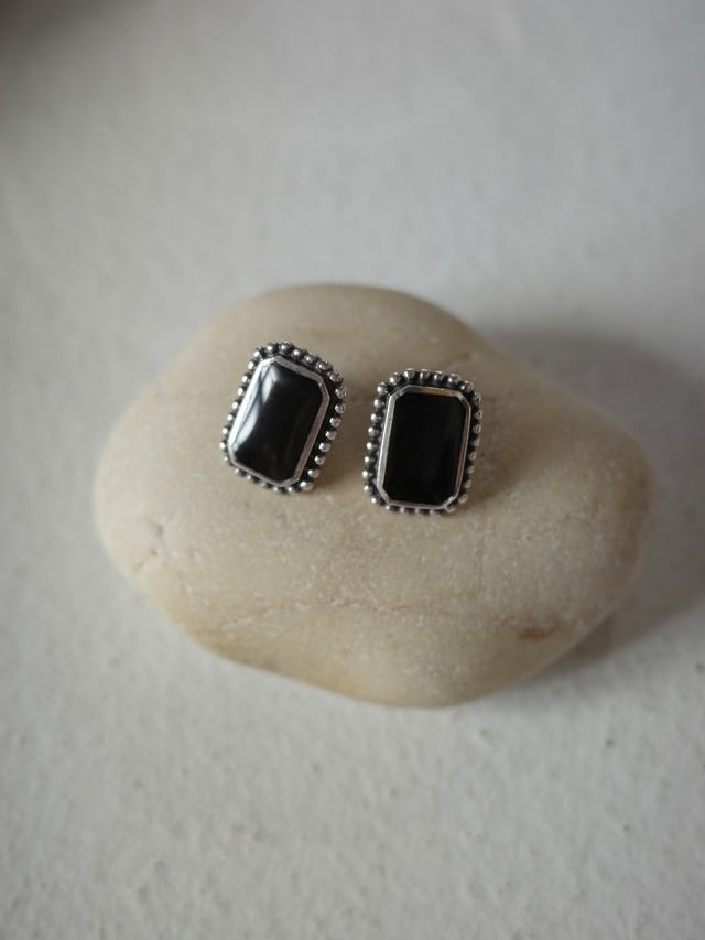 <vintage silver925>onyx square pierce