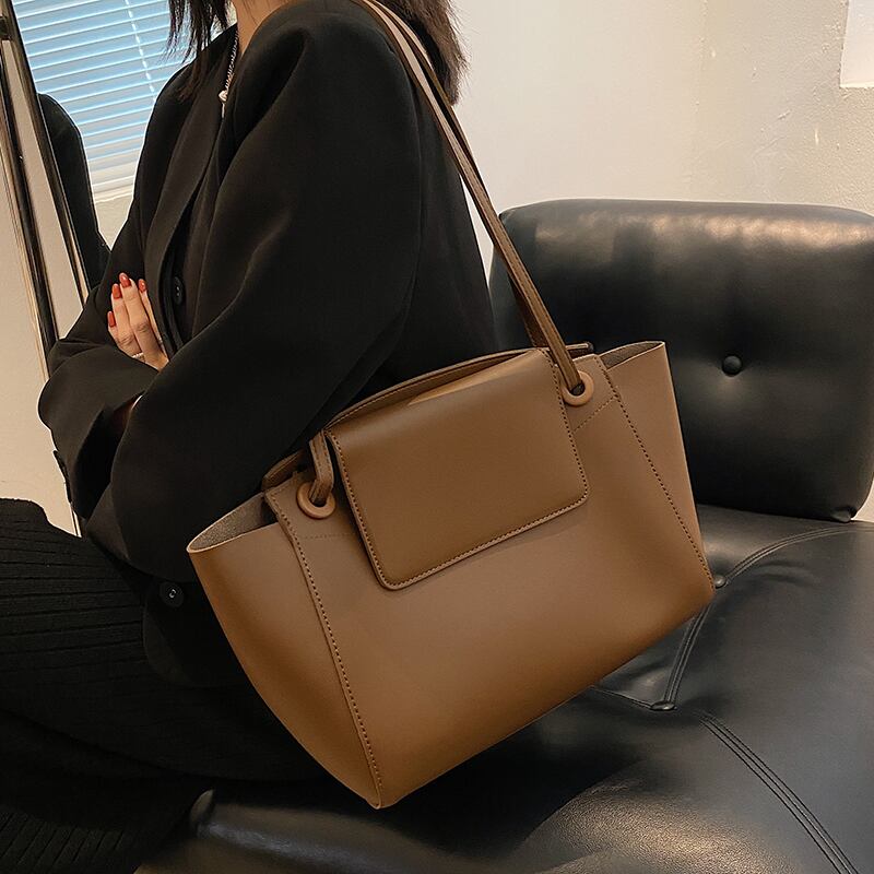 スタンダードオータムショルダーバッグ レトロ 秋物 トートバッグ Tiancai_Wing_Bag35704073067