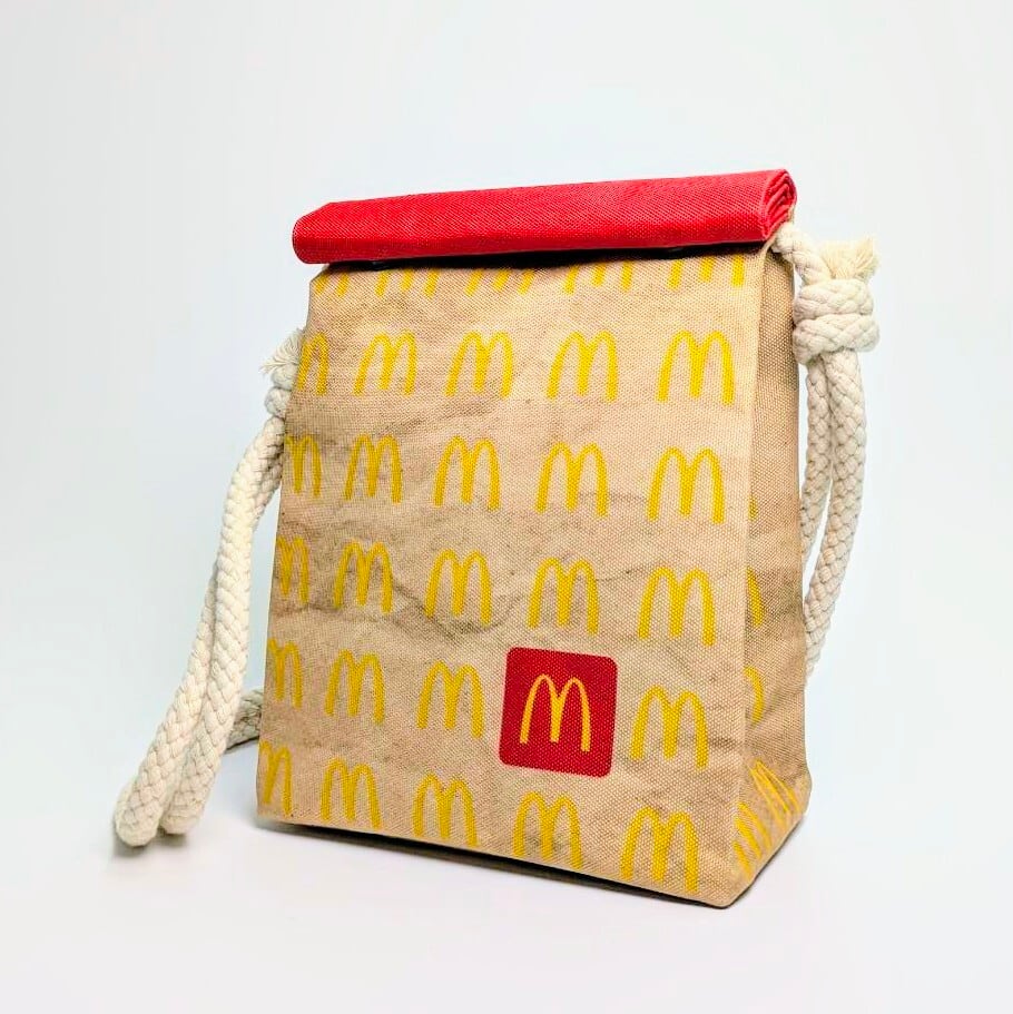 再入荷！【 McDonald（マクドナルド） ドットロゴ 】ロープショルダーバッグ＊紙袋風 / Food Bag 〚アメリカン雑貨 アメトイ〛