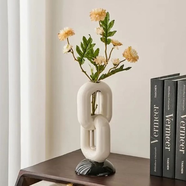花瓶 北欧風 チェーンデザイン シンプル モダン フラワースタンド 玄関 リビング テーブル フラワーベース ホワイト セラミック ホームデコ 輸入雑貨