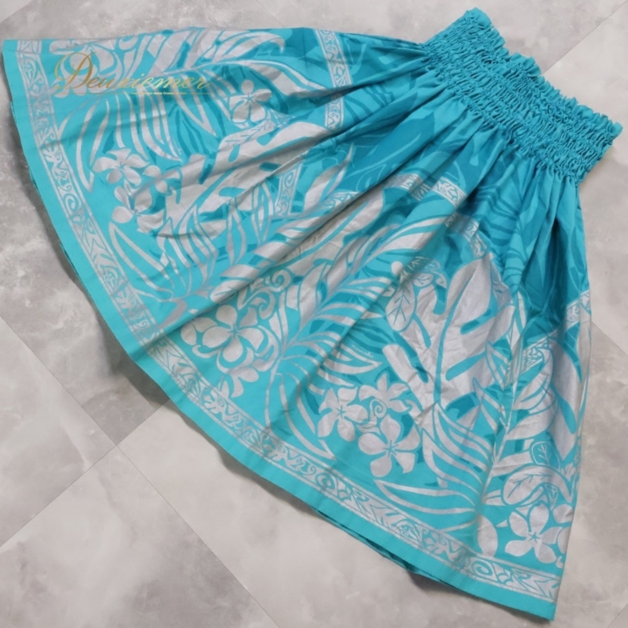 フラダンス 衣装 パウスカート エムエムジェイ ブルー系 MMJ 日本製 グラデーション 花柄 モンステラ柄 シルバー系 ラメ感 キラキラ かわいい 華やか 鮮やか 明るい ハワイアン アロハ ハワイアンプリント フラ ダンス レッスン 練習