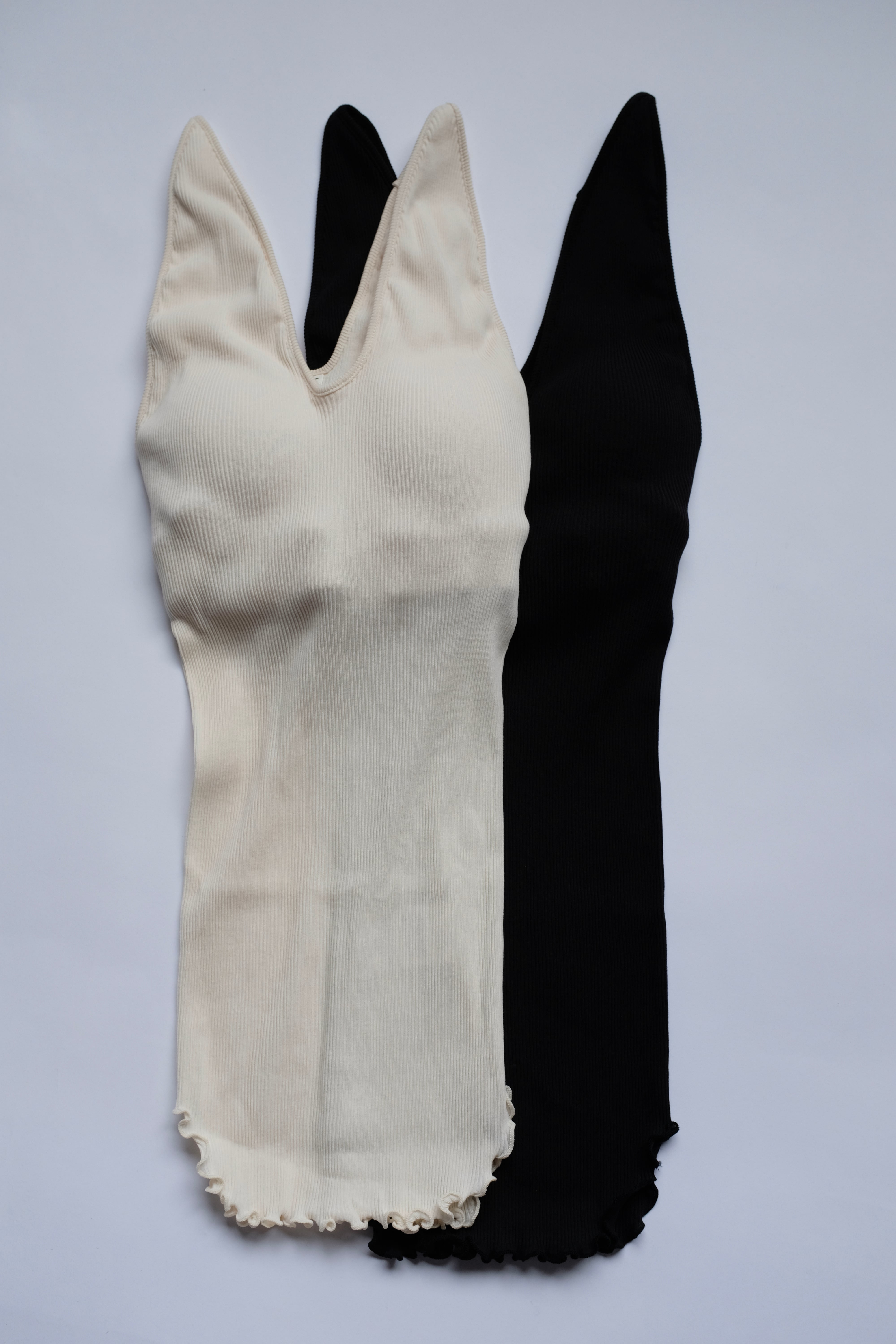 HAKUJI] Twisted cotton V-neck tanktop / Ivory | YES-姫路の美容院と