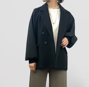 QTUME エアリーウールxソロテックスPコート　24580