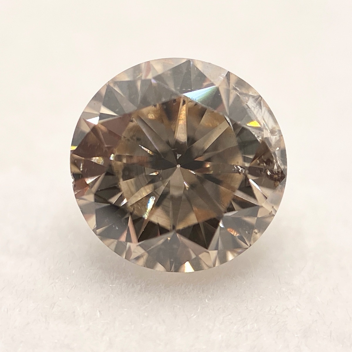 0.653ct LIGHT BROWN SI2 GOOD ダイヤモンドルース | 小江戸stone