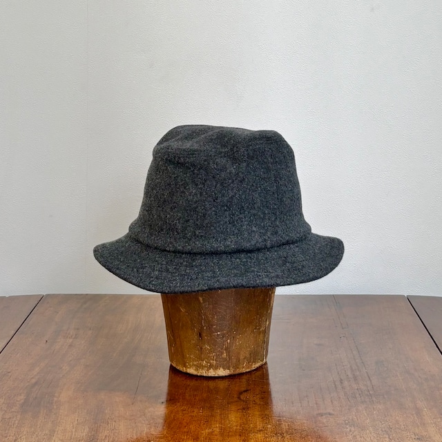 chapeaugraphy  ラムメルトン　トラベラーハット　グレー