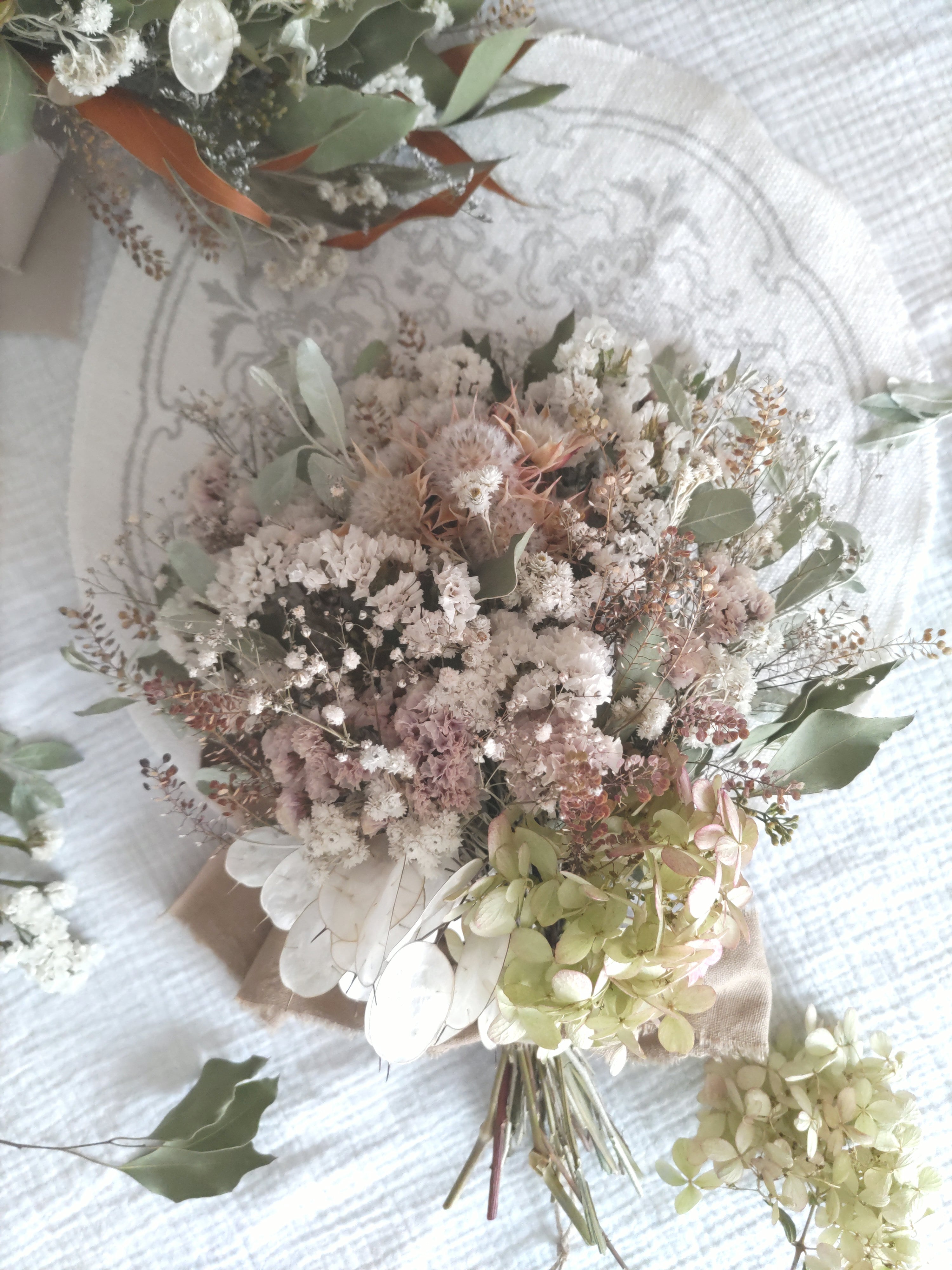 秋色紫陽花のドライフラワーリース | cocosana dryflower and cocosana