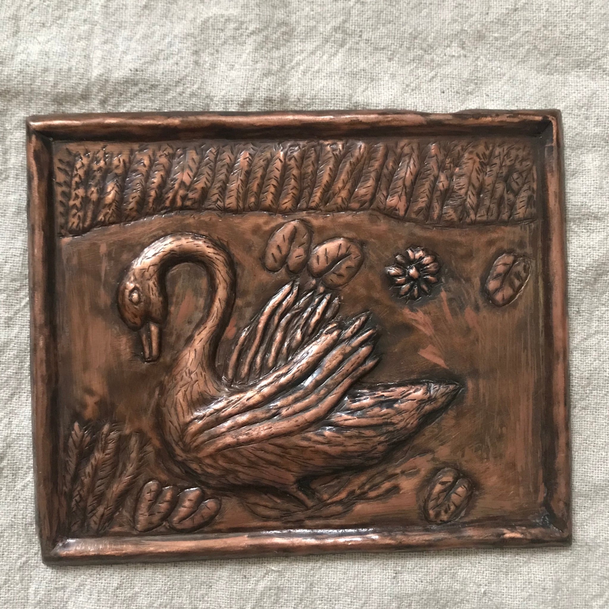 銅製壁飾り、銅製風見鶏、銅製星座、銅製孔雀、壁飾り、3枚セット 銅製壁飾り、銅製風見鶏、銅製星座、銅製孔雀、壁飾り、3枚セット 中国牡丹