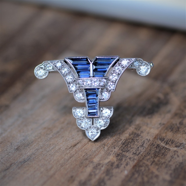 Art-Deco Diamond & Sapphire Brooch circa 1930