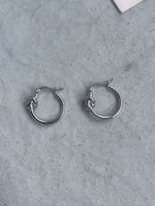 knot pierce