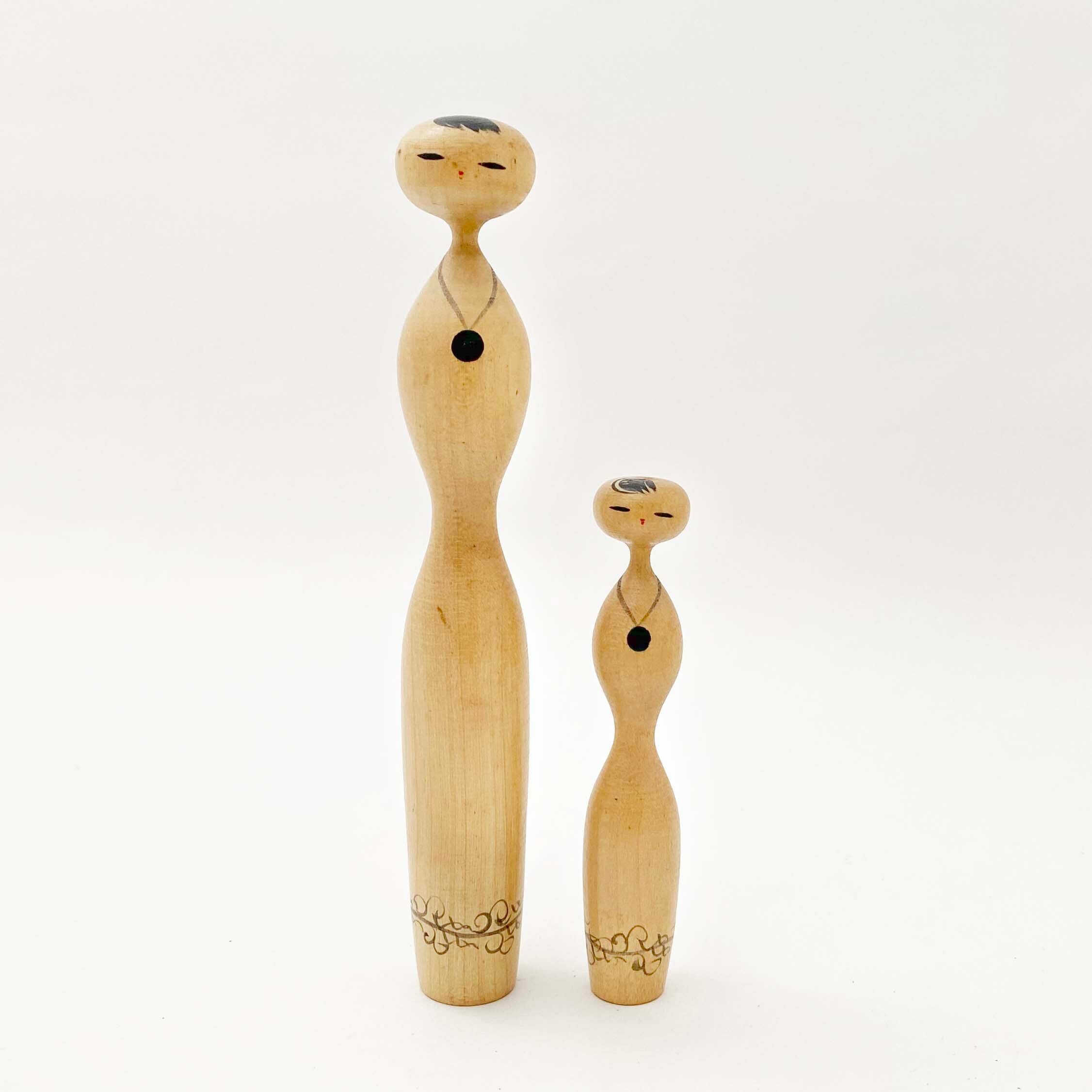 昭和の新型こけし木地玩具（乙女カップルセット）