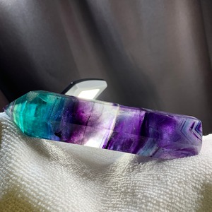 N.p139 美しいグラデーションフローライトポイント