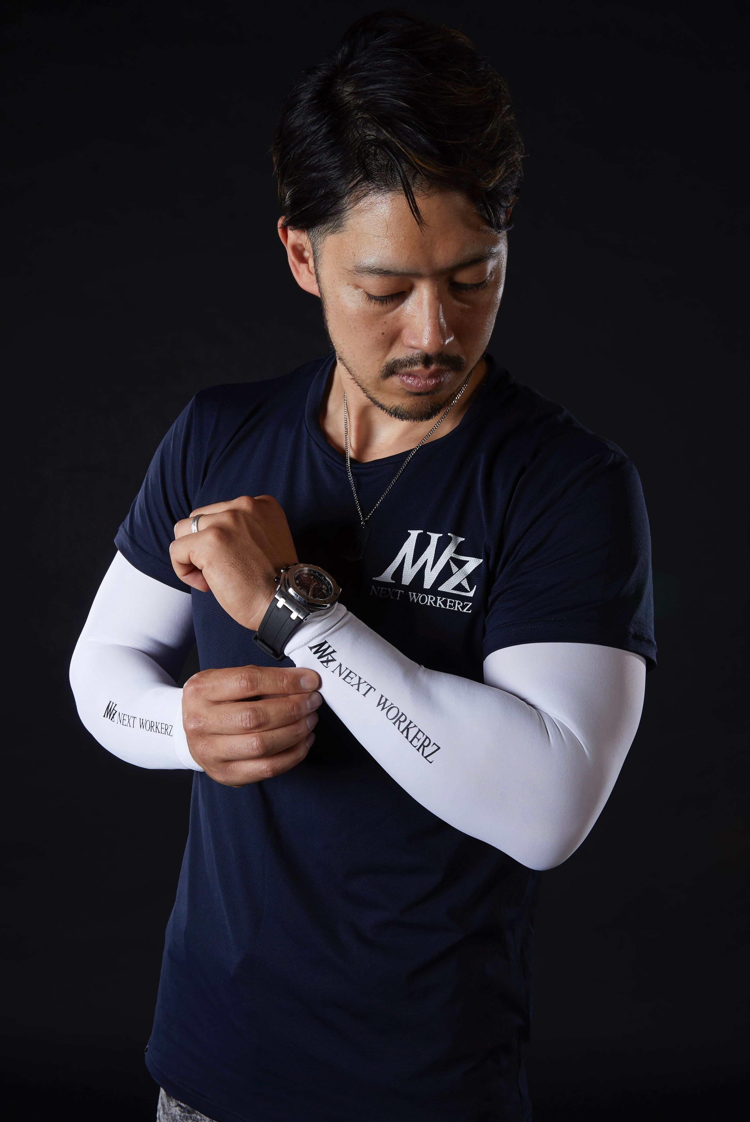 NWZ オリジナルアームカバー 【BLACK&WHITE】