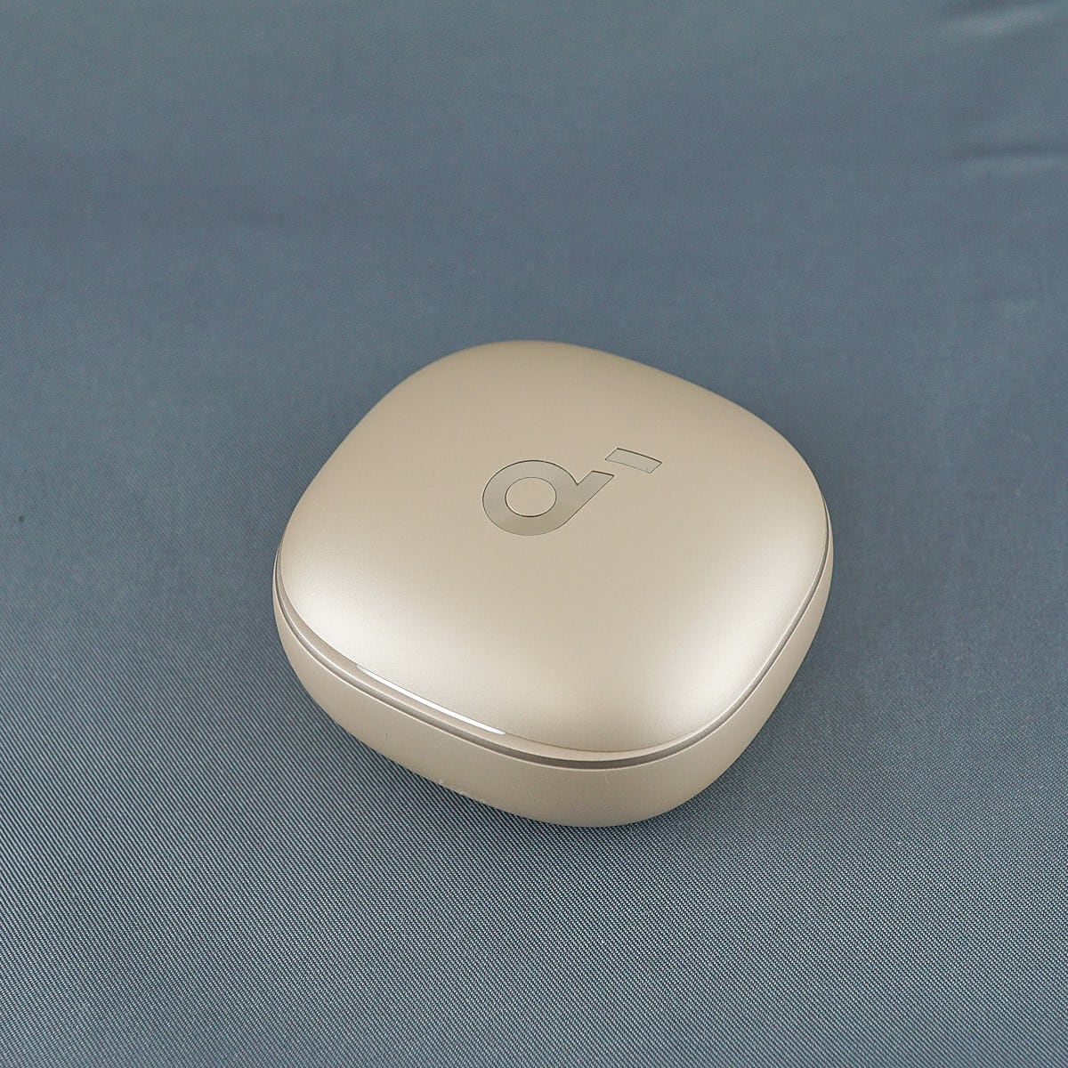 Apple AirPods Pro ２　右耳（新品未使用）A3047 AirPods Pro（第2世代） 右耳 A3047 Apple正規品 - メルカリ