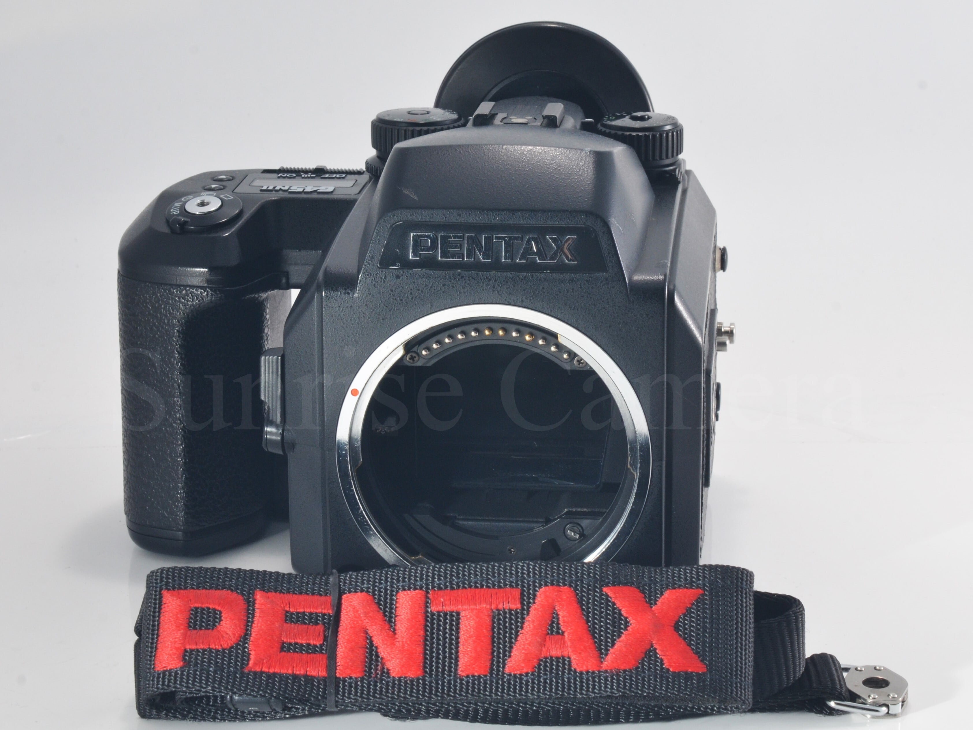 深堀ブログ】PENTAX 645NII ボディ (60366) | サンライズカメラ