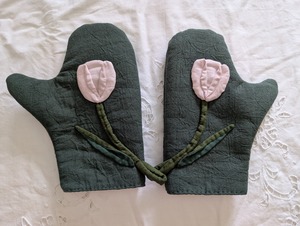 kitchen mitten