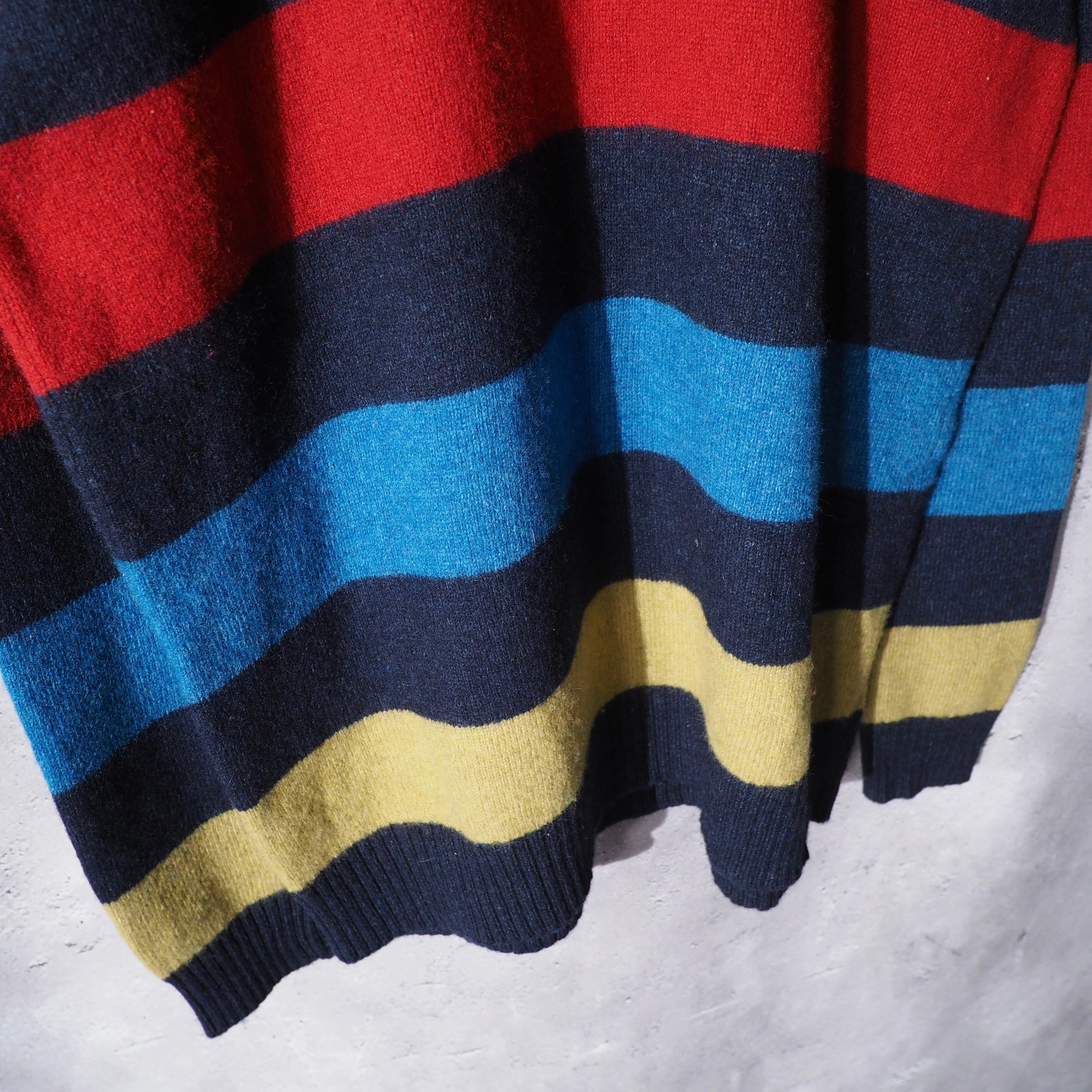 ”OLD NAVY ” multi color Border design Lambs wool knit