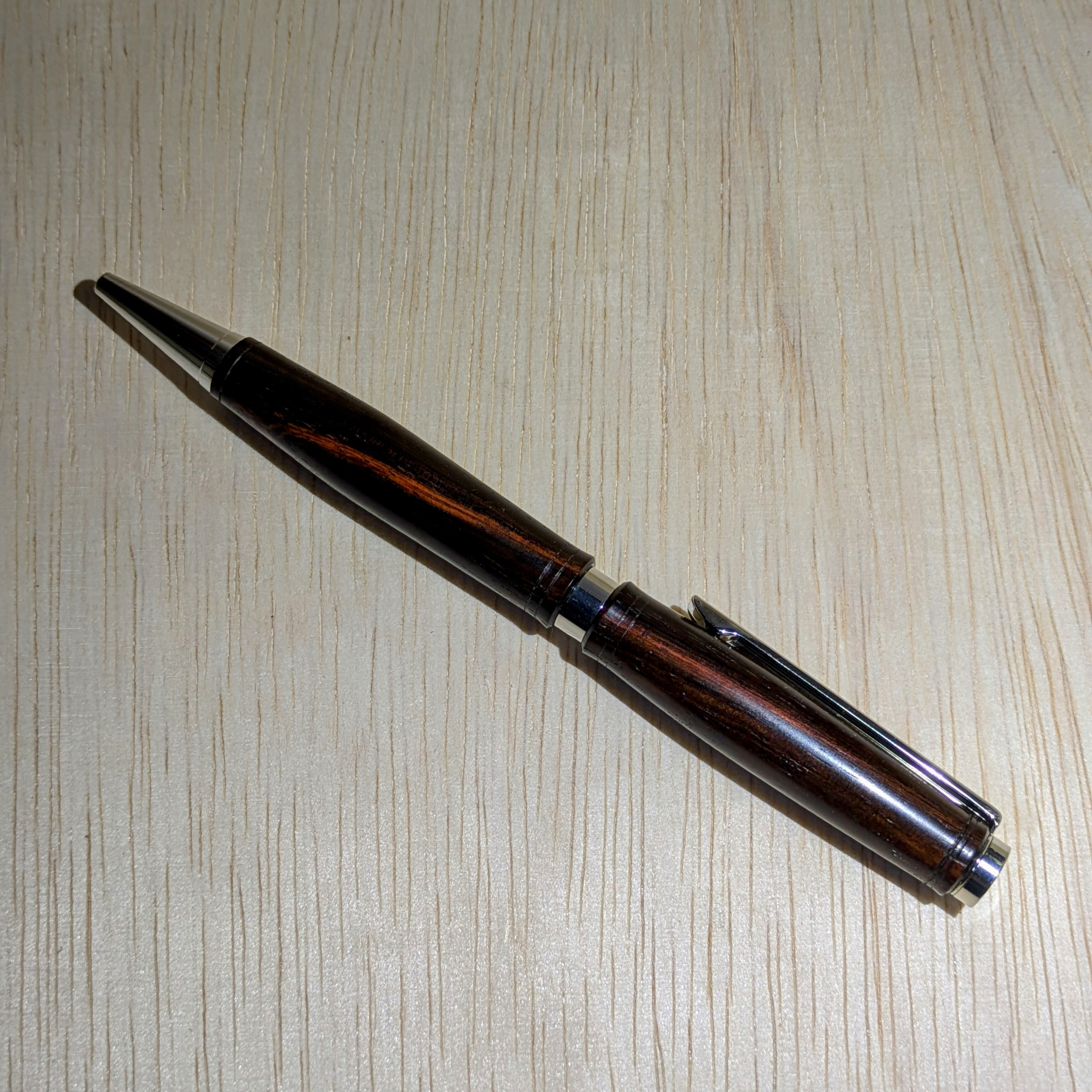 木軸ボールペン アフリカンブラックウッド | 歌口工房 Takamura