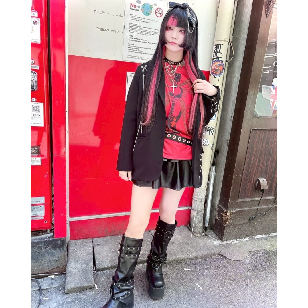 50%OFF】PUNK Tシャツ(RED) | VOLCAN&APHRODITE 公式通販
