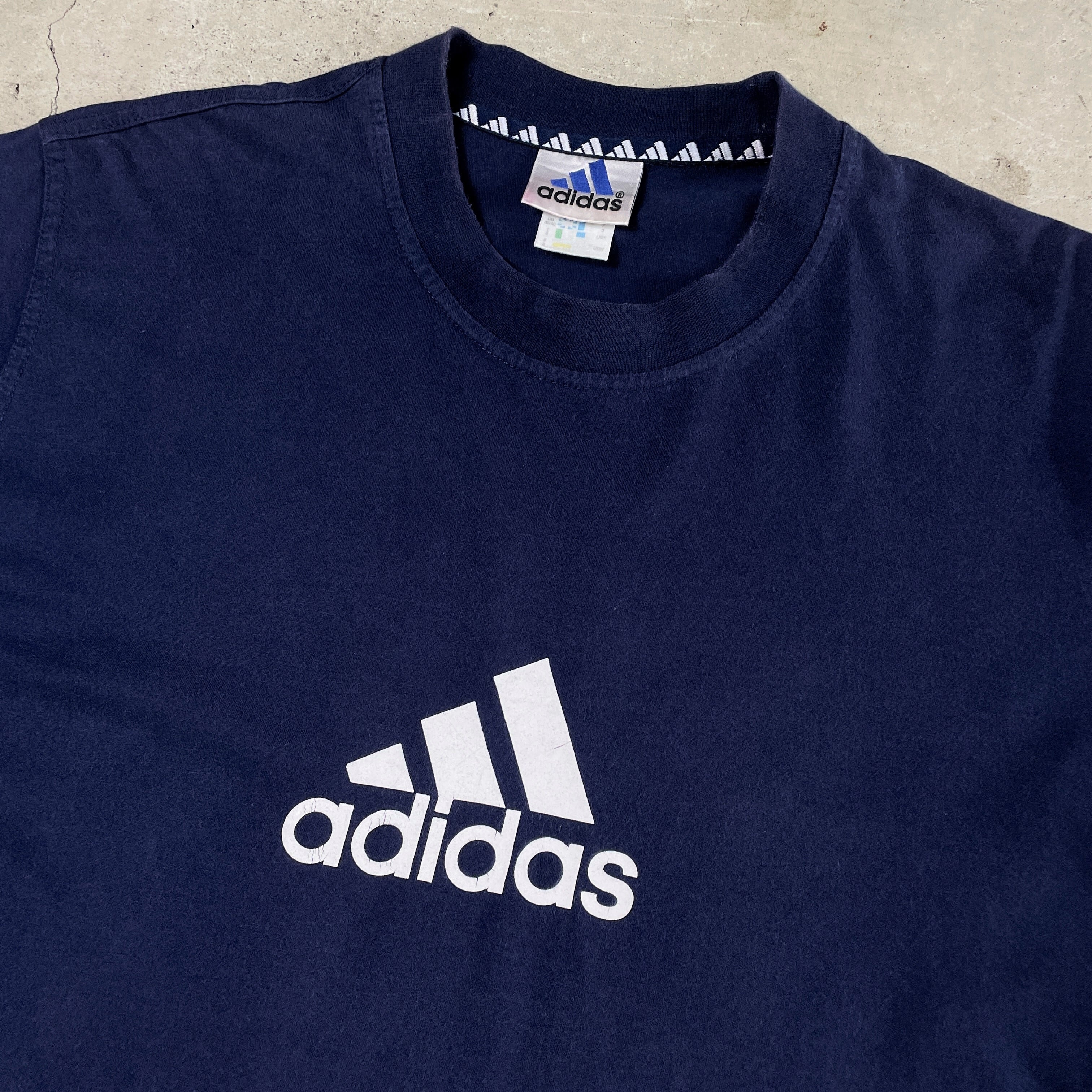 Adidas　パフォーマンスロゴ　Tシャツ