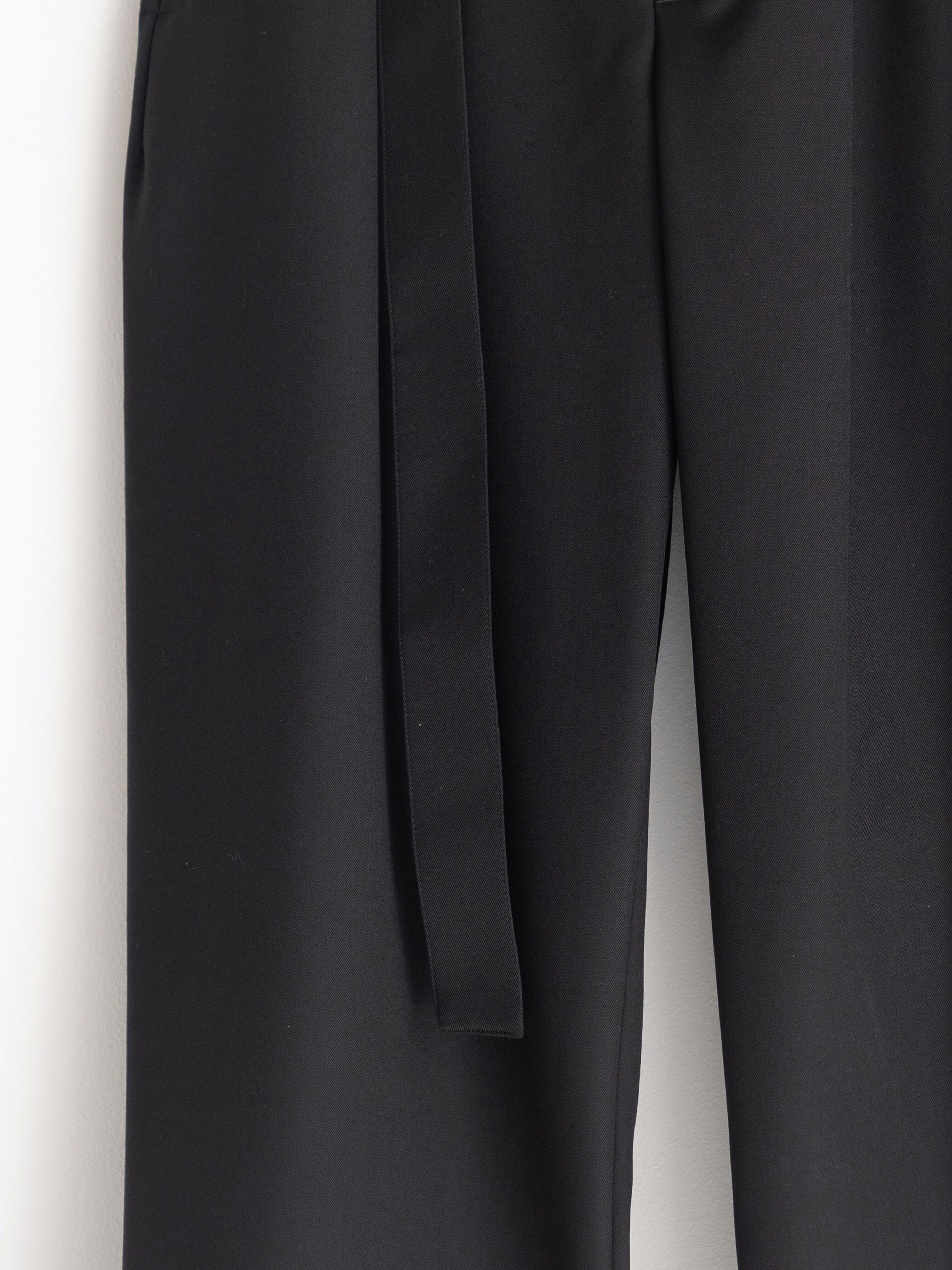 SEEALL MANCHESTER PANTS BLACK サイズ4 SEEALL パンツ SEEALL MANCHESTER PANTS メンズ : ZOZOTOWN Yahoo!店