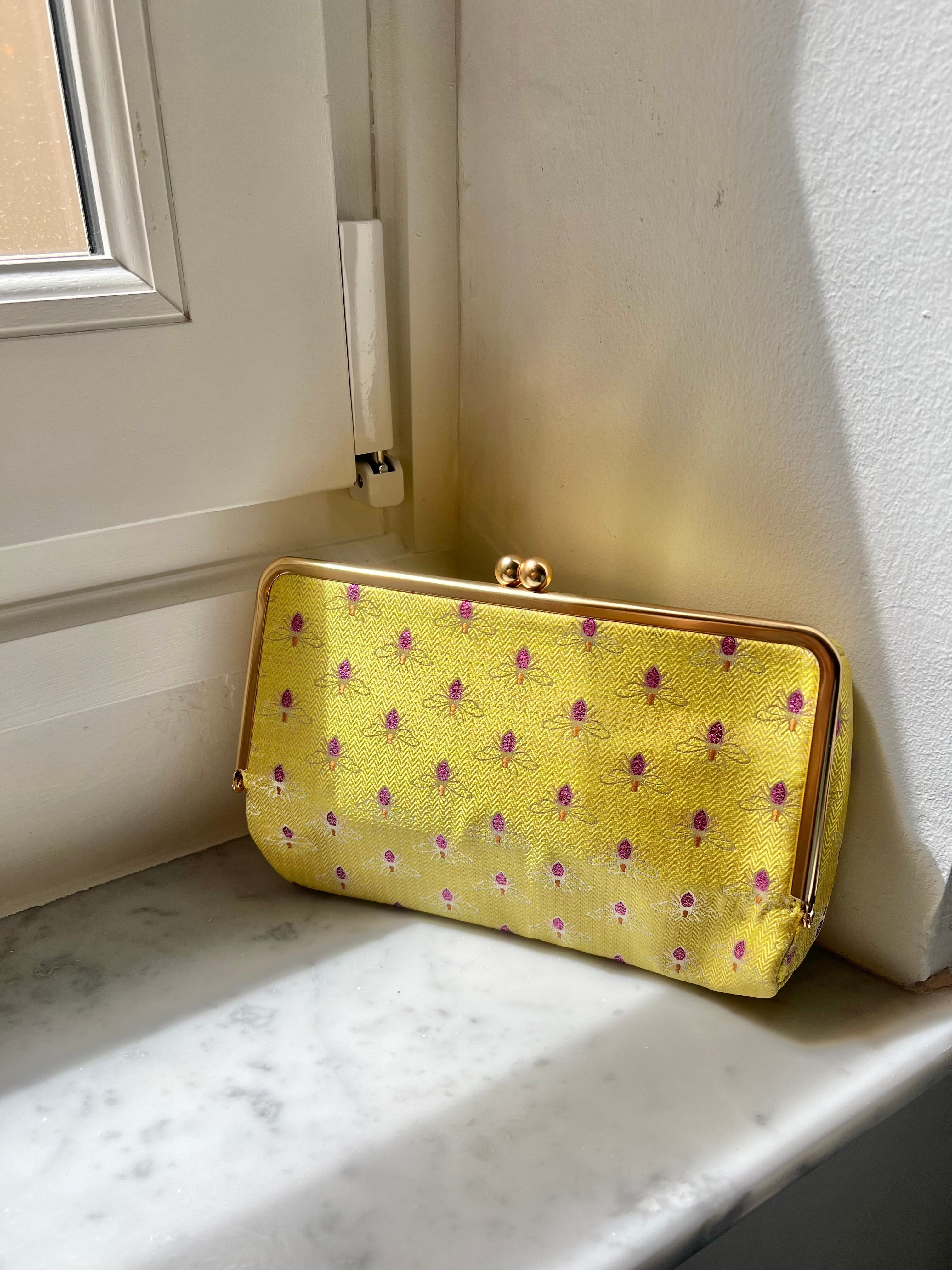 フランス】ガバッと開くがまぐち鏡付きポーチ | passage [パサージュ