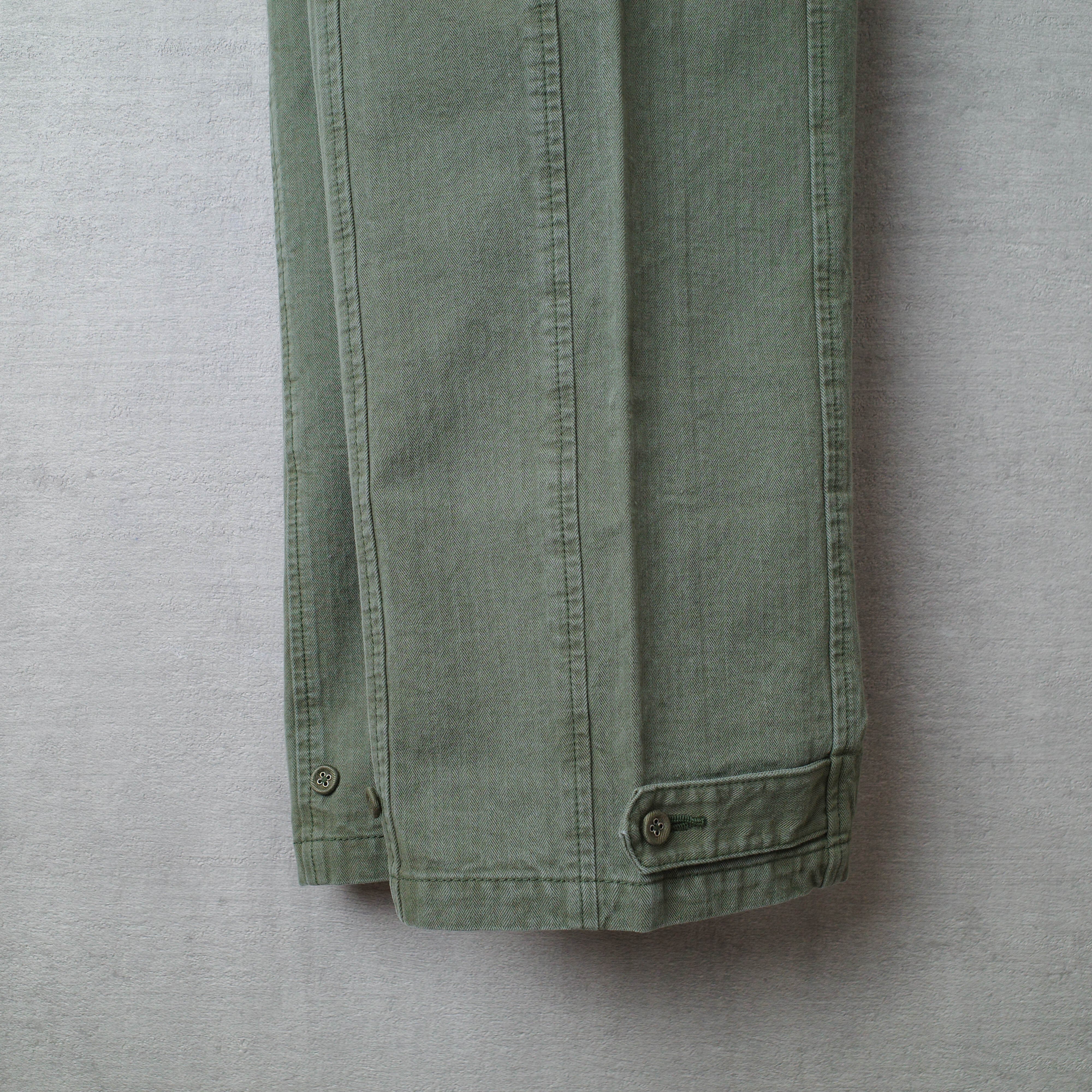 [NEW] BLACK by MOUSSY	JAPAN MADE HERRINGBONE PANTS KHAKI 070BA311-0020