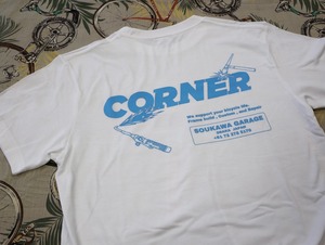 CORNER SHOP T SHIRT (WHITE/PEACOCK BLUE)