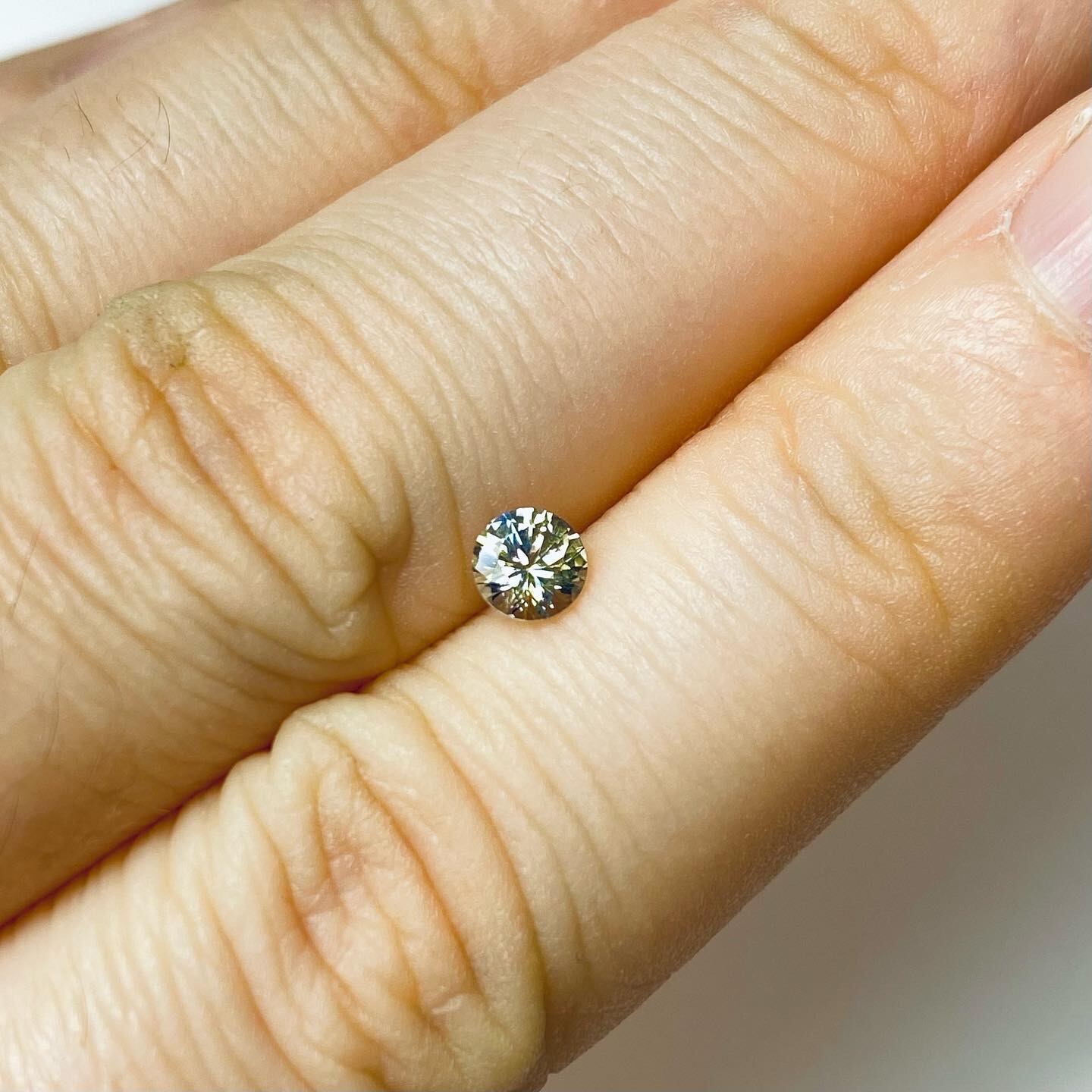 パンジーに青空 サファイア