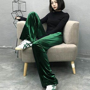 【送料無料】 ワイドパンツ 4色 ロング 伸縮性 ベロア フレア Aライン ボトム かわいい 大人可愛い 大人女子 綺麗 シンプル カジュアル 大人 上品 おしゃれ お洒落 こなれ感 ラフ コンサバ 着痩せ レディライク 無地 冬 30代 40代 レディース 女性用 ママ オフィスカジュアル デート お出かけ 女子会 お呼ばれ 休日 お茶会 授業参観 着回し 普段使い ファッション コーデ スタイル 楽ちん 体型カバー デイリーユース オーバーシルエット 垢抜け 動きやすい