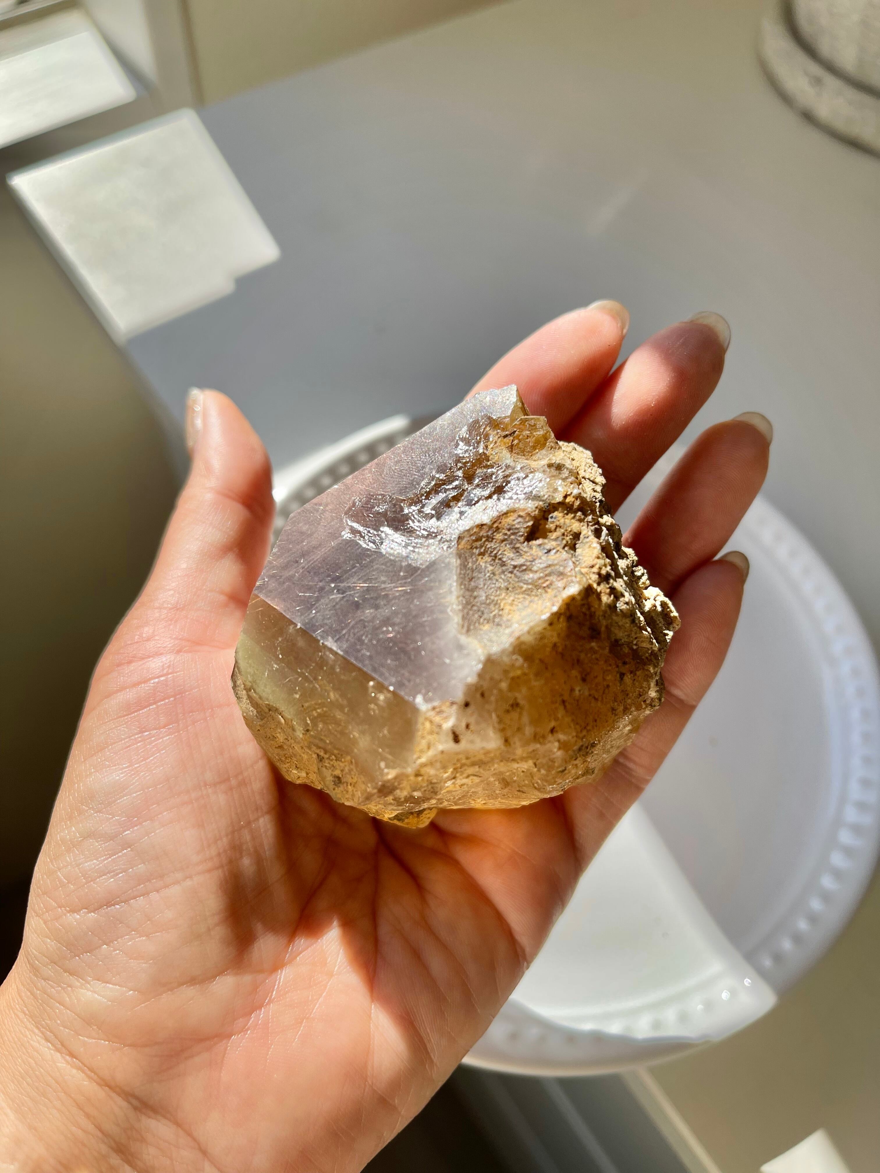 超希少！聖なるザギマウンテン　スモーキールチル原石/ Rare!! Sacred Mt.ZAGI smoky rutile raw crystal