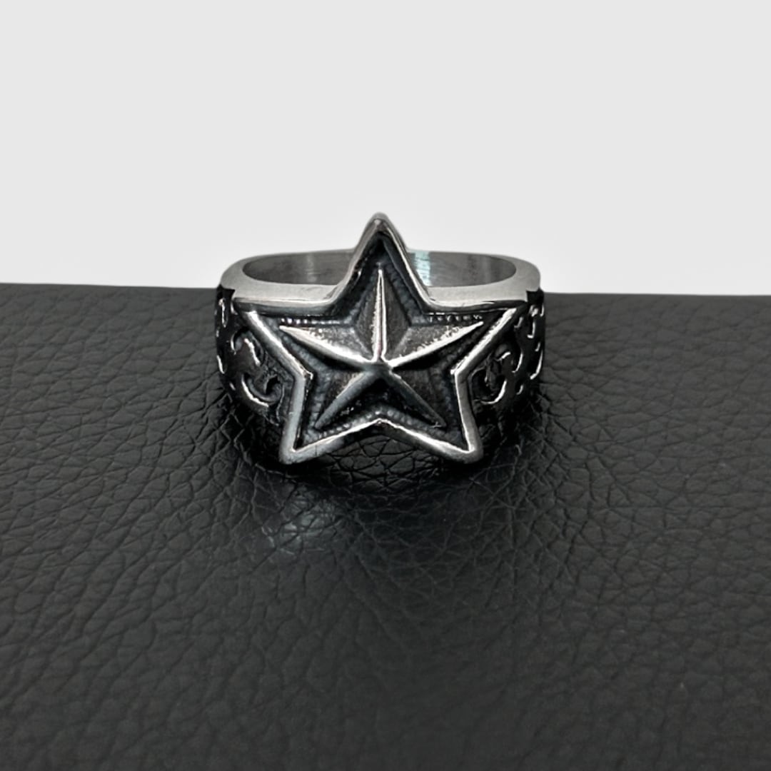 Star Crest Ring