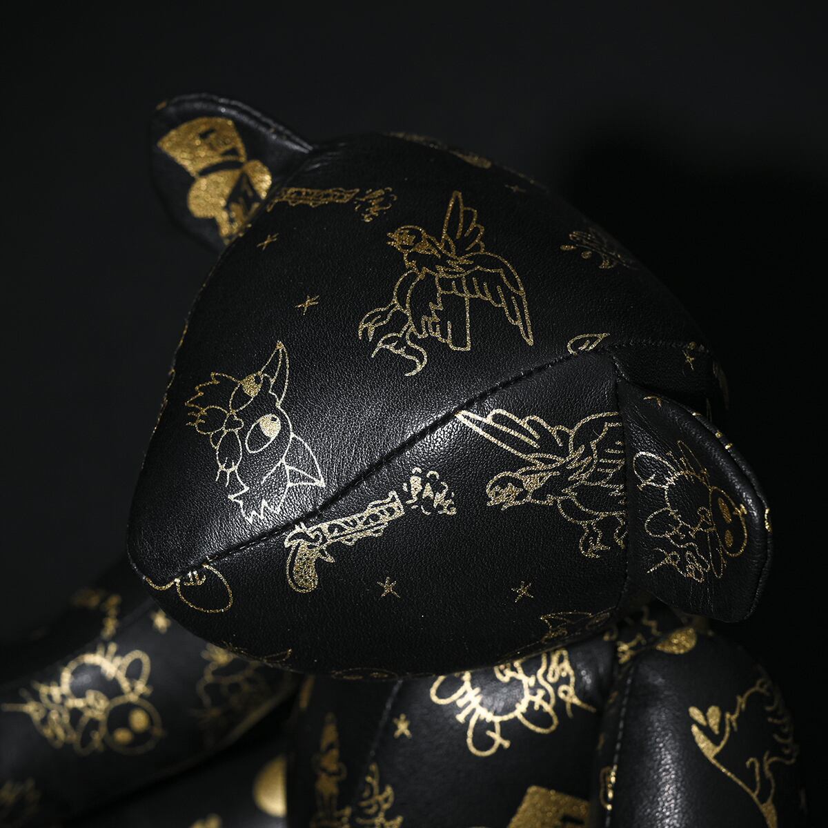 ENTRAMBI] 姫路レザー 本革 アメトラ タトゥー柄 テディベア 高級