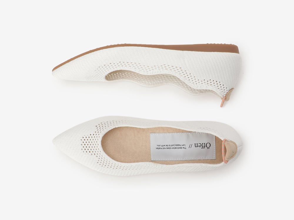 pointed-CROWNP MESH / WHITE | Offen