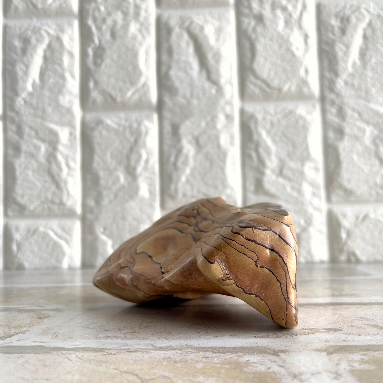 サンドストーン*フリーフォーム*250902-01*天然石*置き物*インテリアストーン