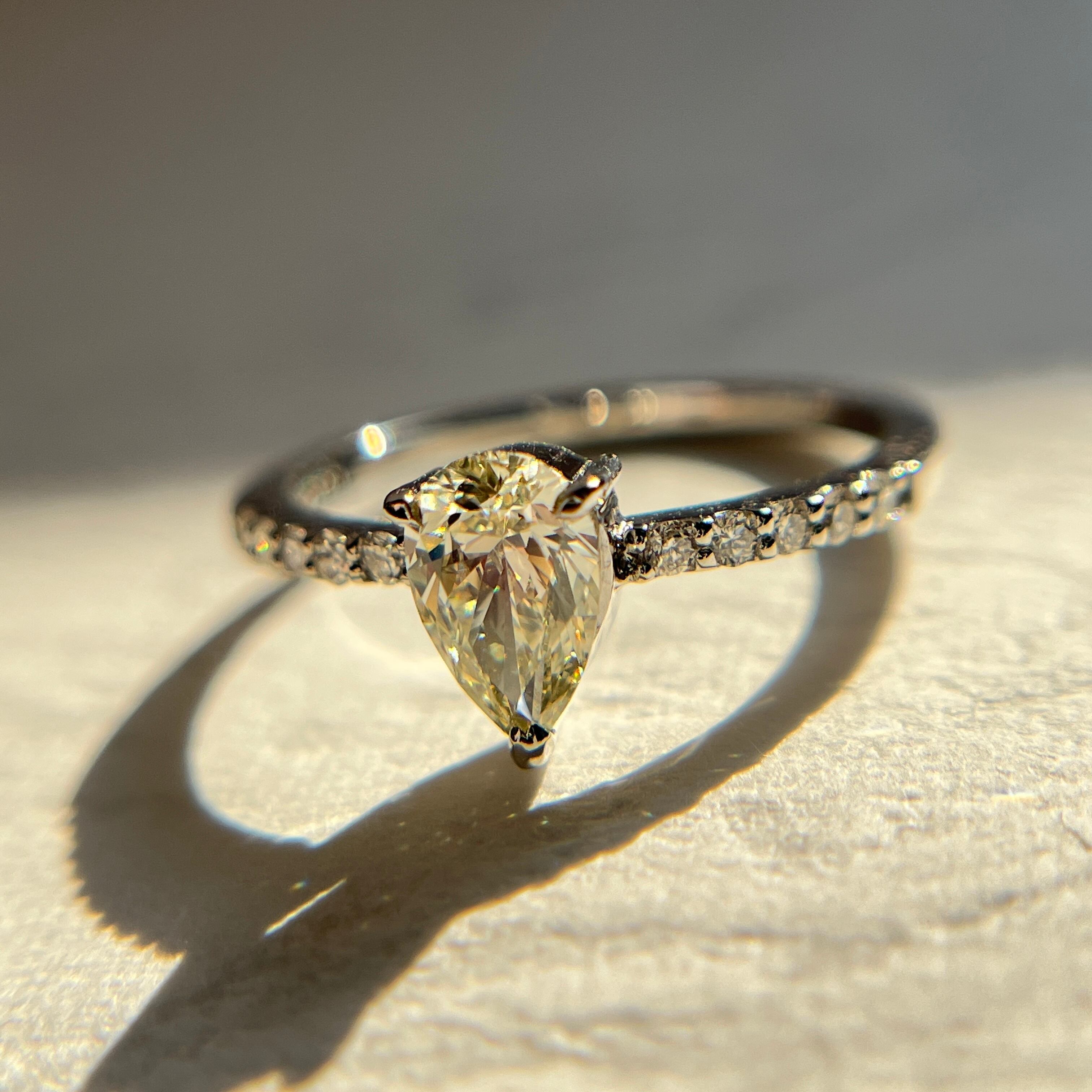 天然ダイヤモンドリング/0.603ct/プラチナ/イエローダイヤ