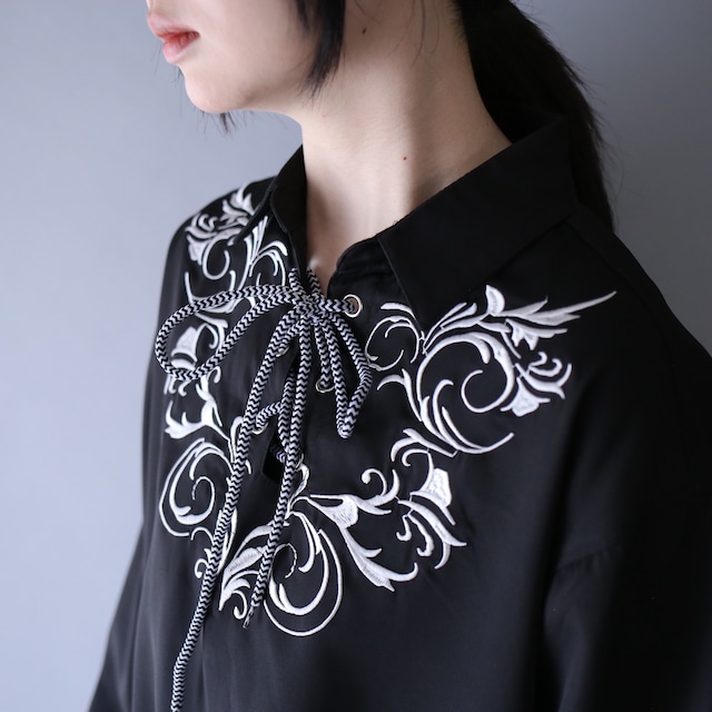 "刺繍" and lace up design XXL over silhouette pullover shirt