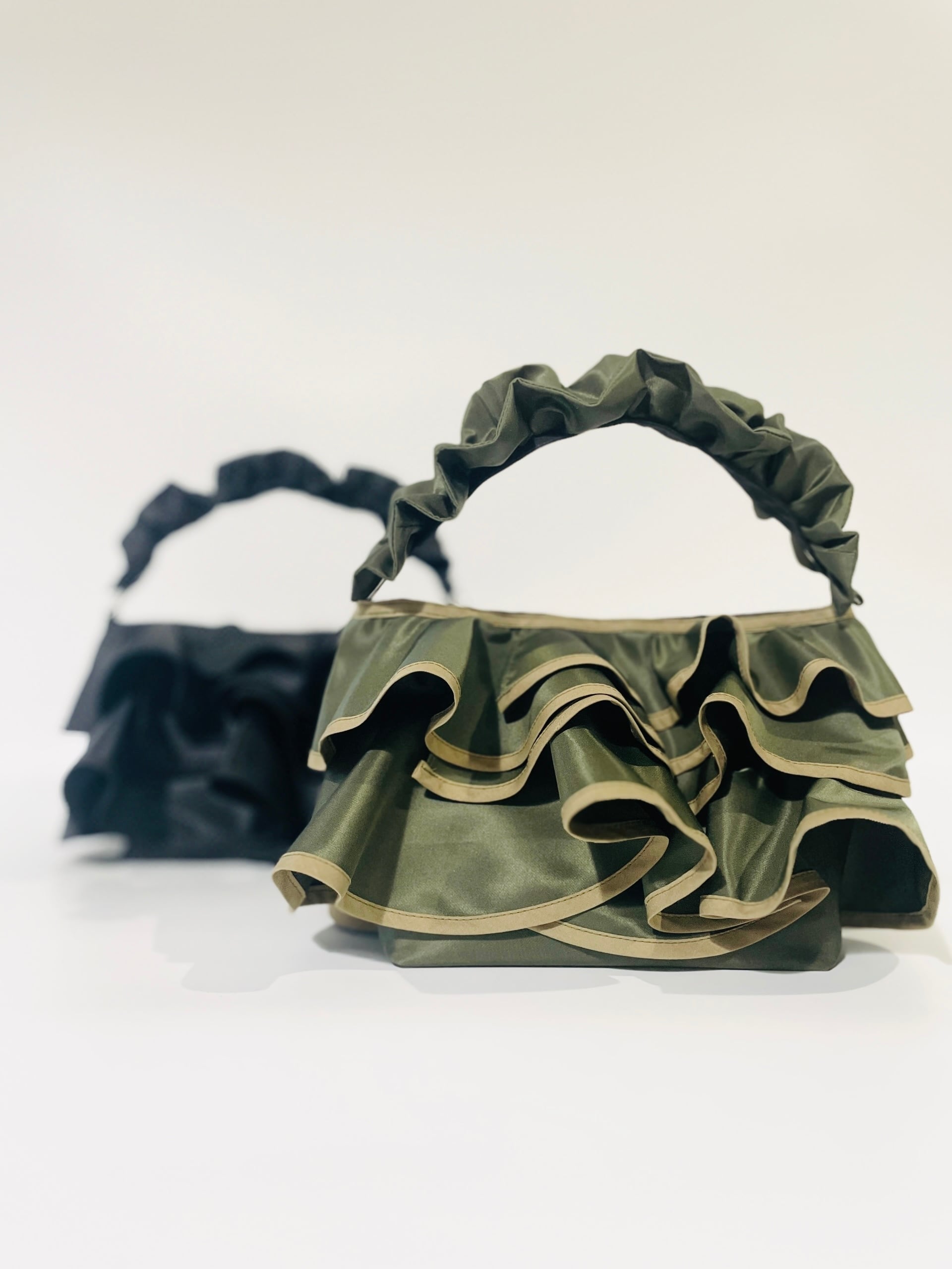 【MA-1 イレギュラーフリルバッグ】/1B1024