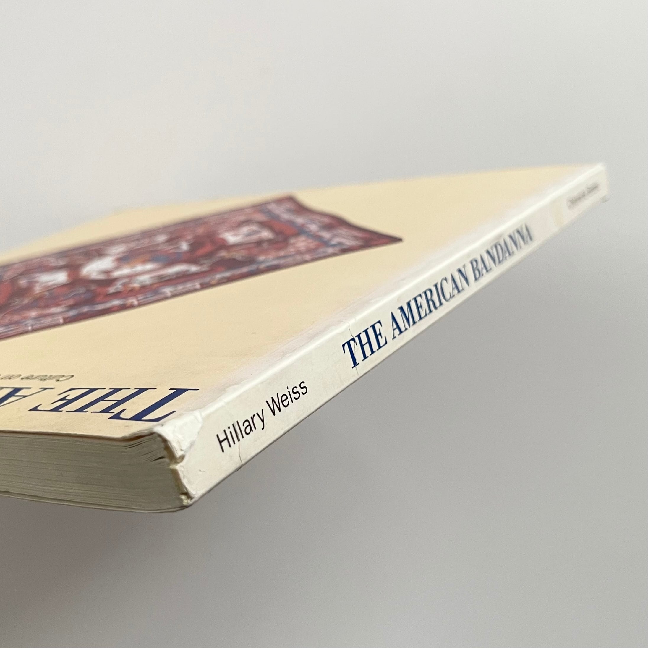 Book】1990s THE AMERICAN BANDANNA 洋書 ビンテージ バンダナ | swallows