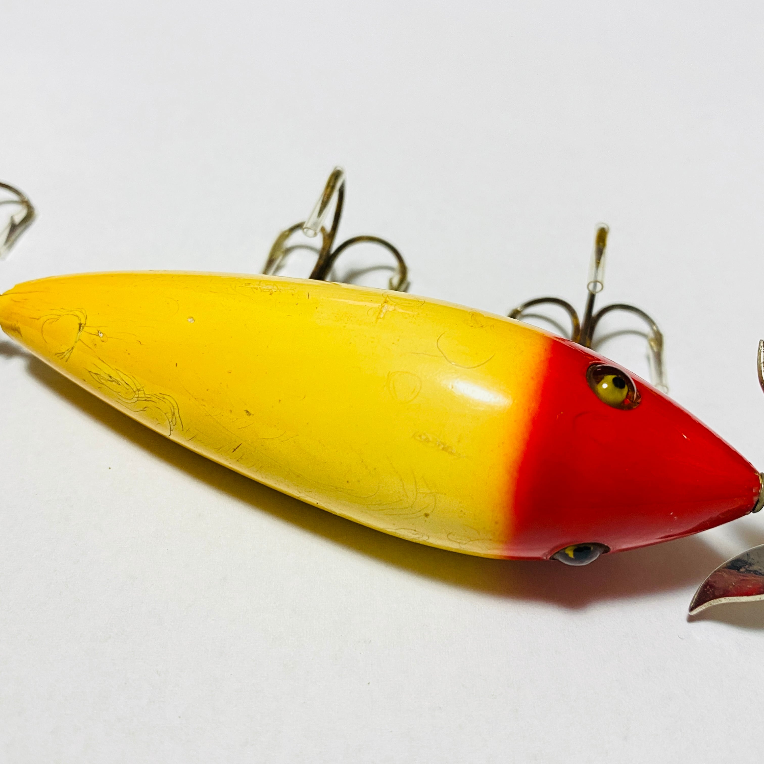 30's Heddon MUSKY SURFACE #300 (約 28g ボディ部9cm）[3608