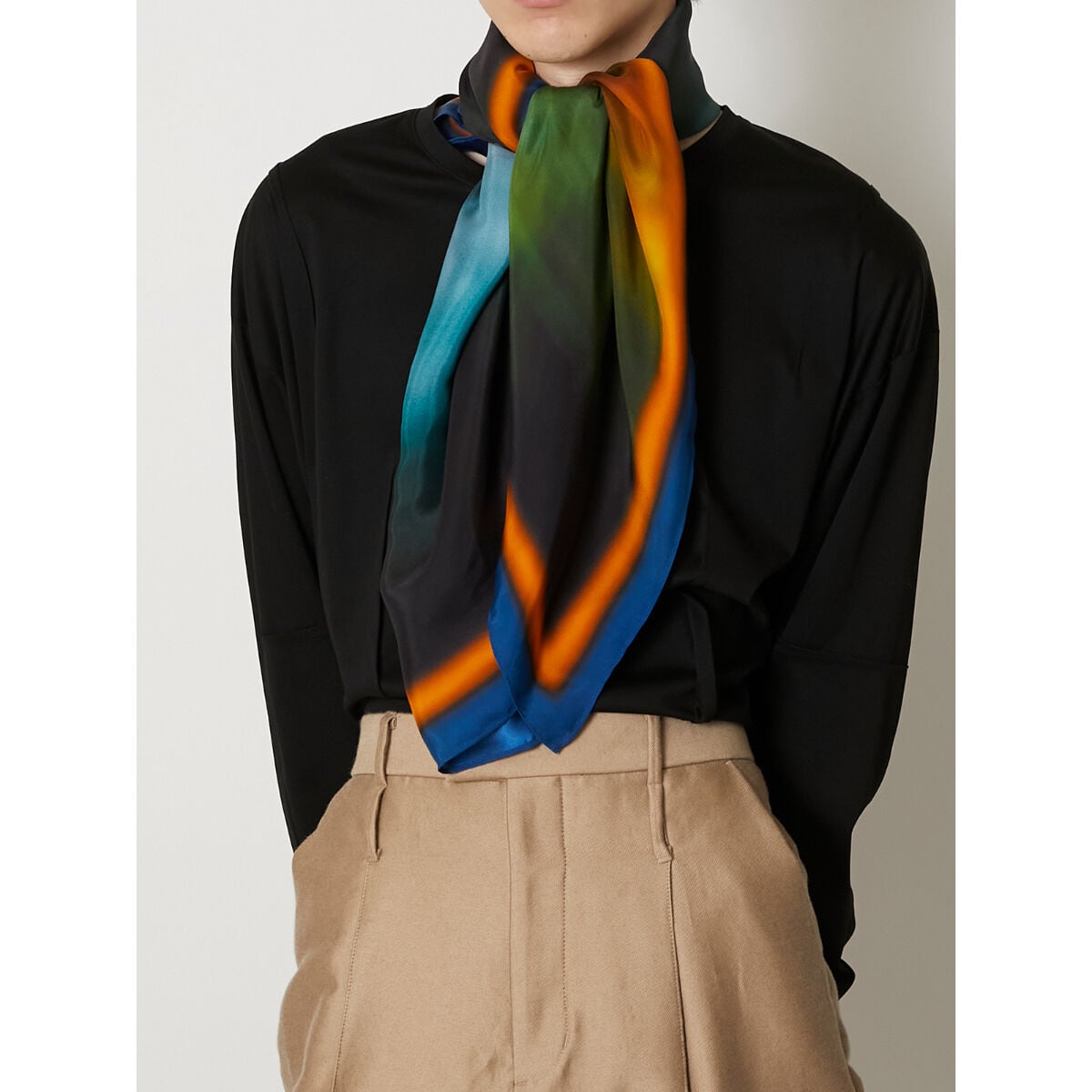 TAAKK / BLURRED FLOWER SILK SHIRTS TAAKK BLURRED FLOWER SILK SCARF