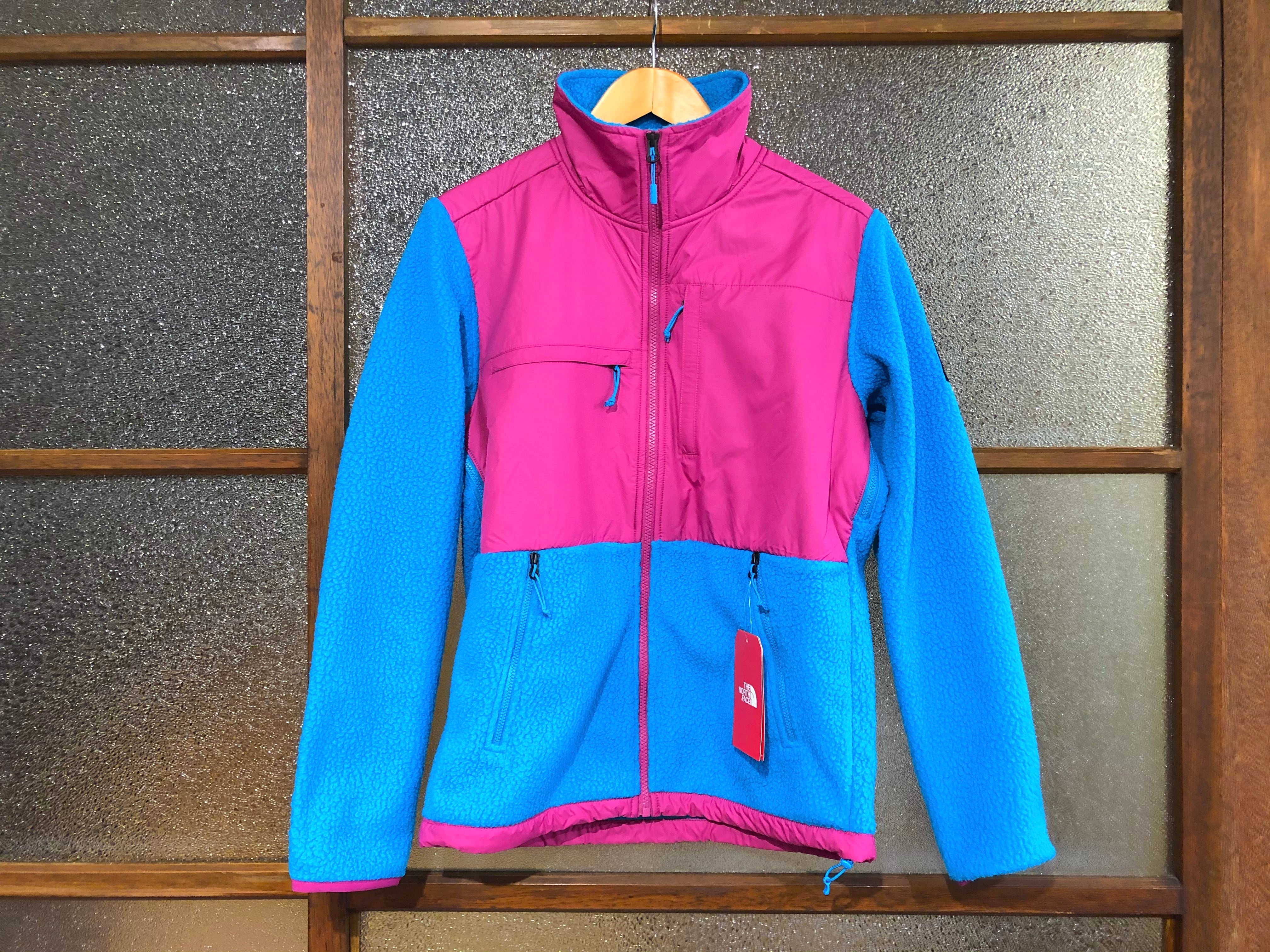 THE NORTH FACE DENALI FLEECE JACKET (ACOUSTIC BLUE/FESTIVAL PINK