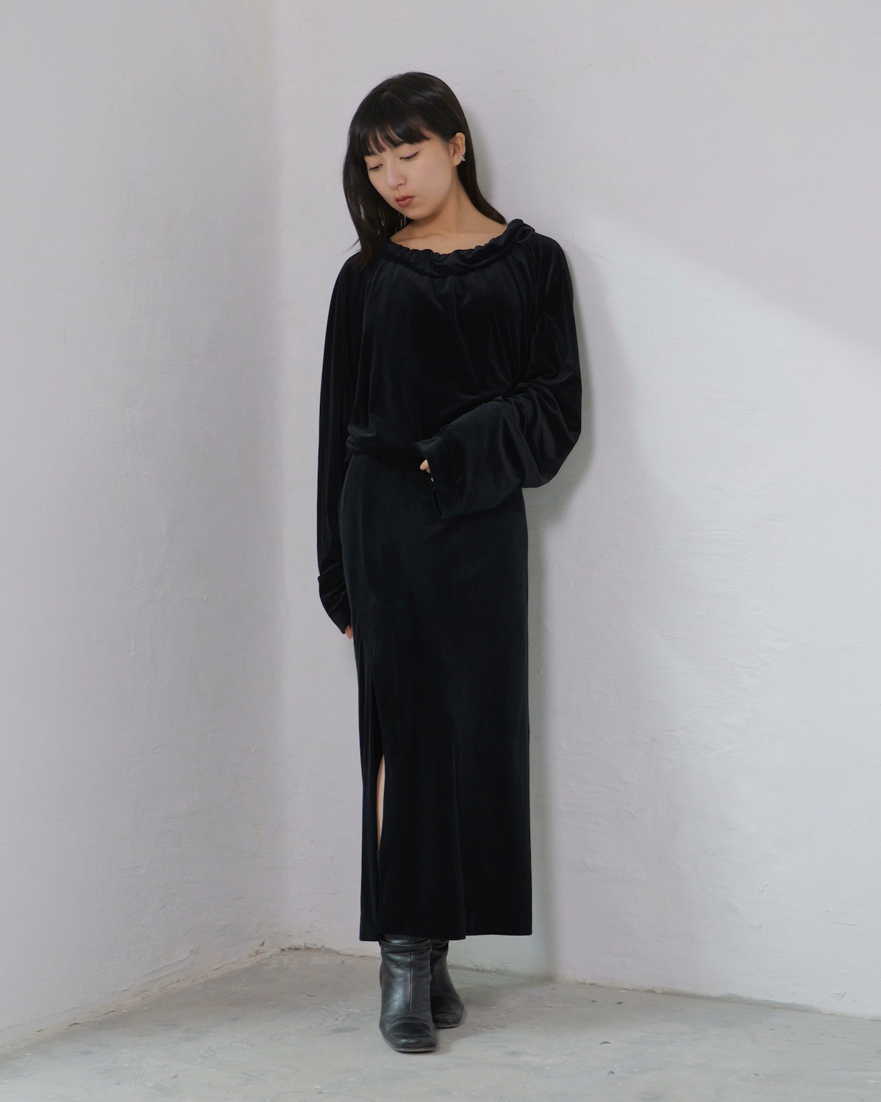RITSUKO KARITA - Sheer Velour Gather Tops〔plain〕 :Black|透けベロア/ネックギャザー