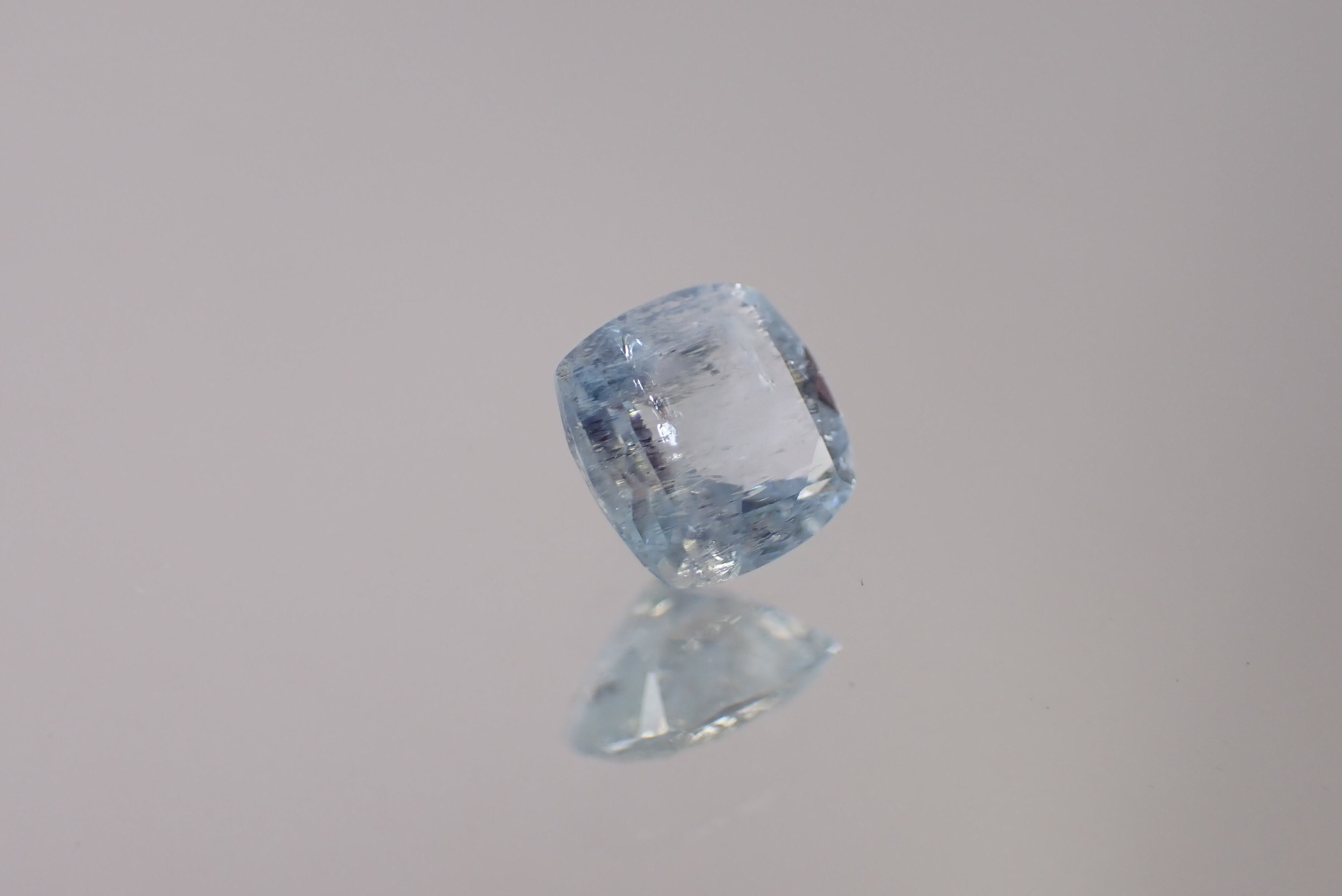 シルキーアクアマリン 0.76ct [C6‐868] | differencee(ディファレンシー)