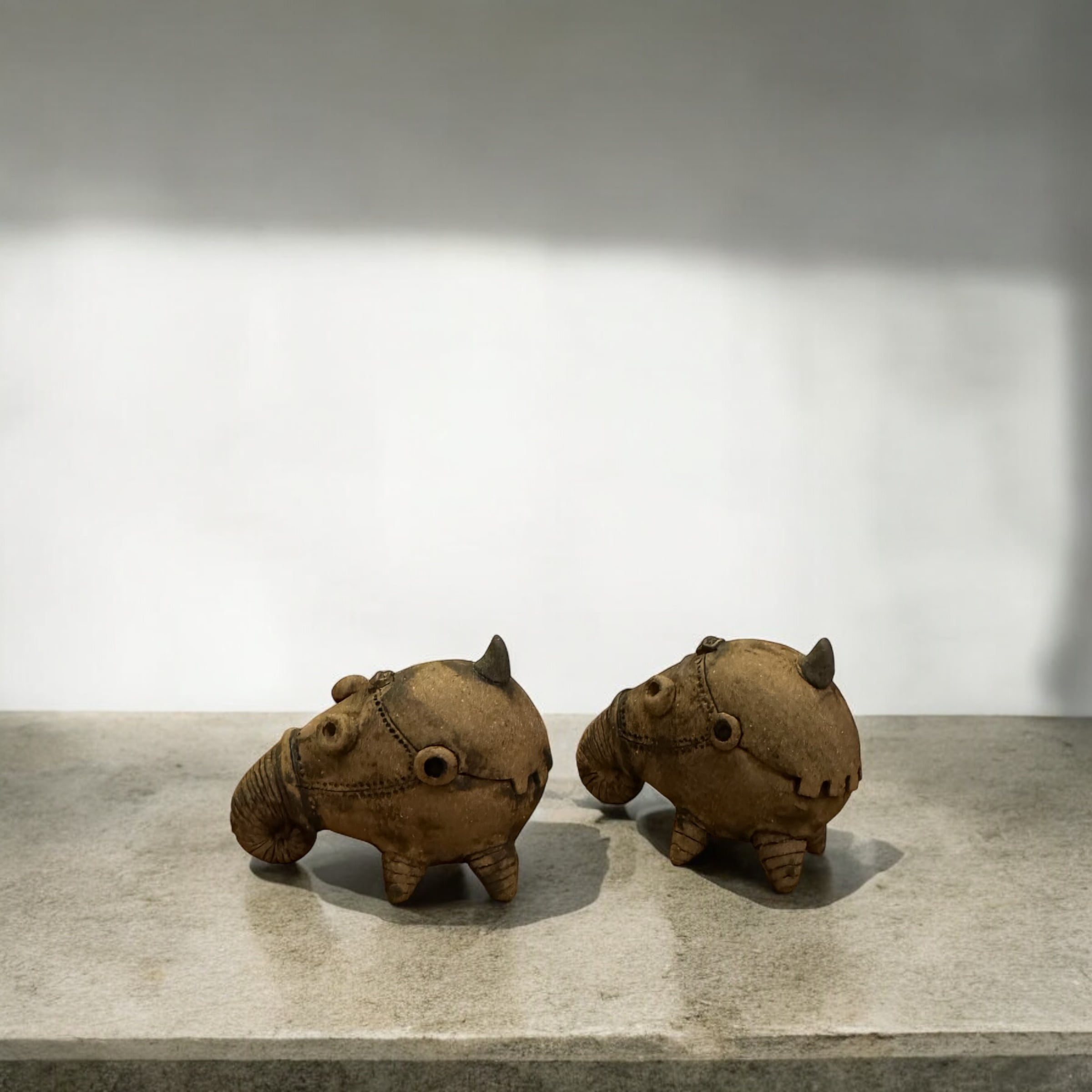 松本良太 ミニチュア陶器オブジェ メカレオン | teshigotoya ねむの木の豆