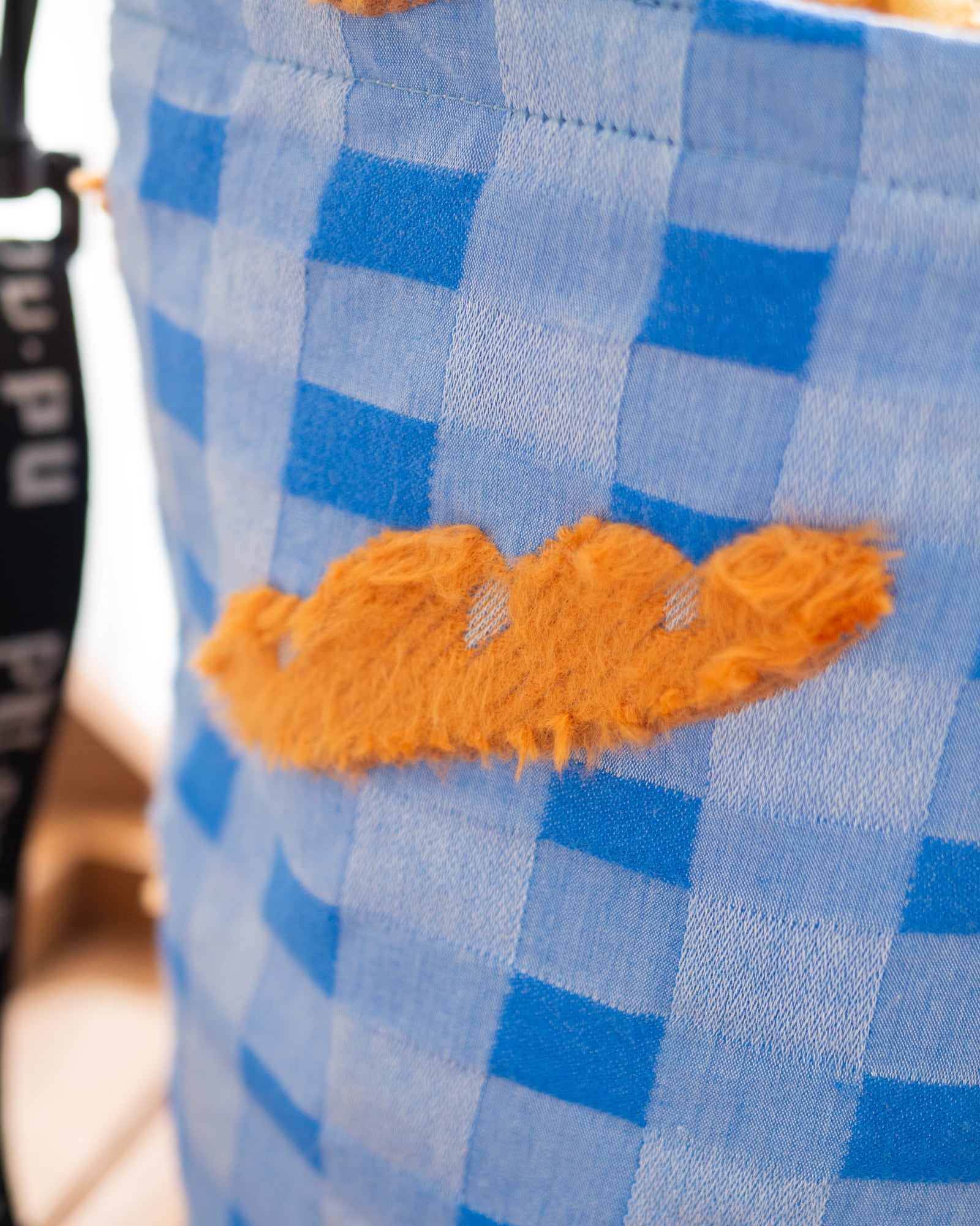 フランスパンのバケツ型トートバッグ