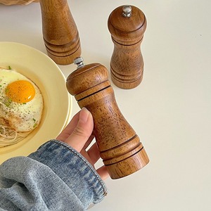 【食器】レトロ木製コショウひき器