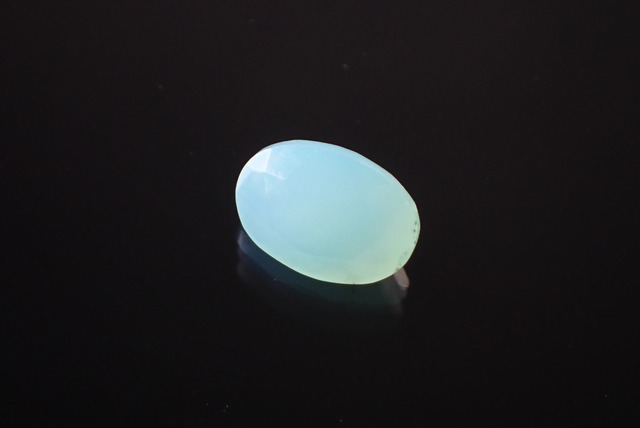 ブルーオパール　0.70ct　[D3-236]