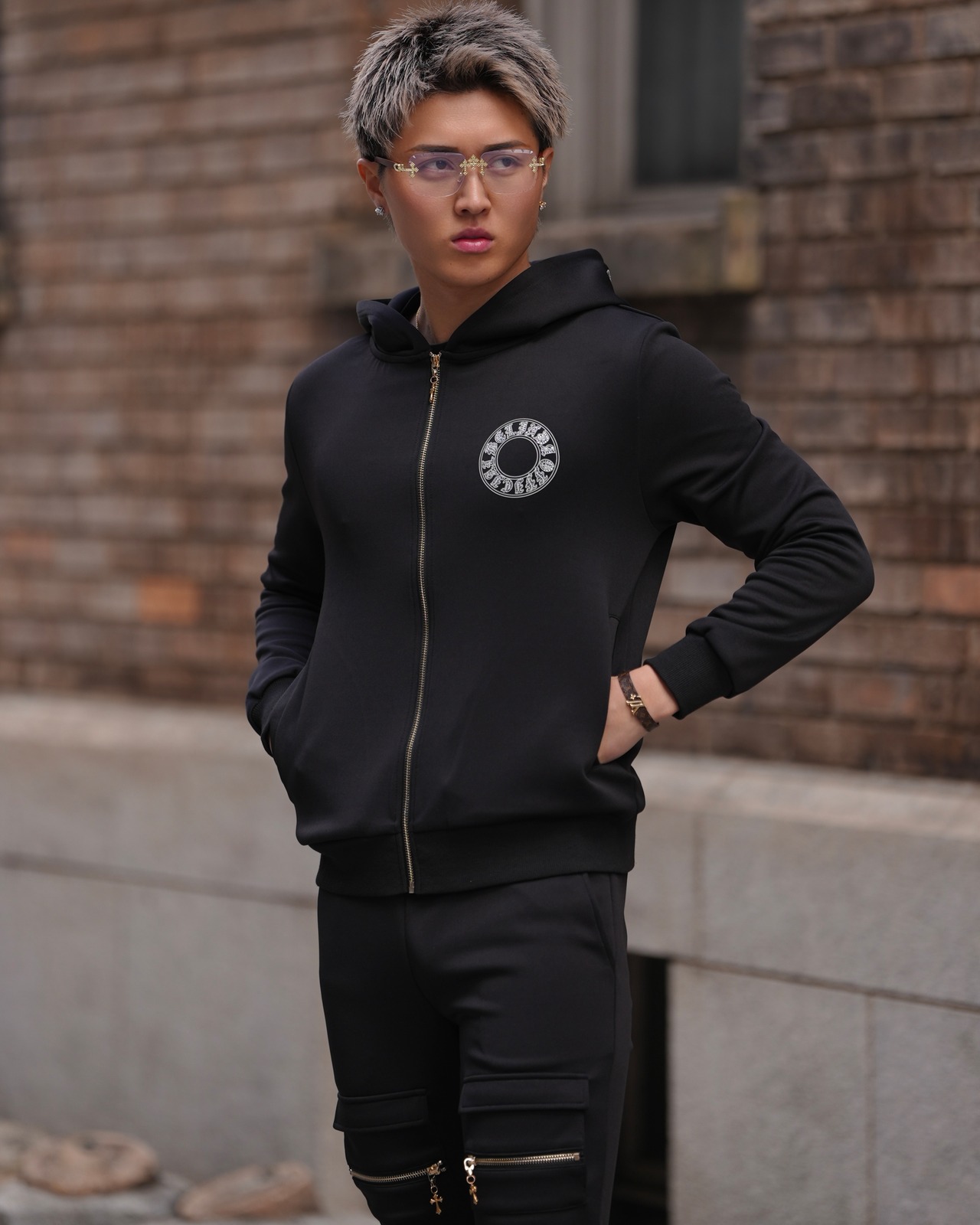 BELINDA CROSS CHARM ZIP JACKET BLACK×GOLD【BB25035】