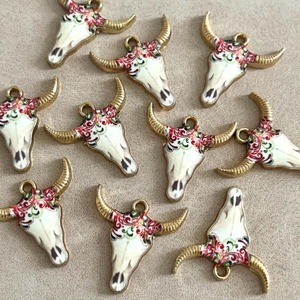 デザインバッファローゴールドチャーム/コネクター